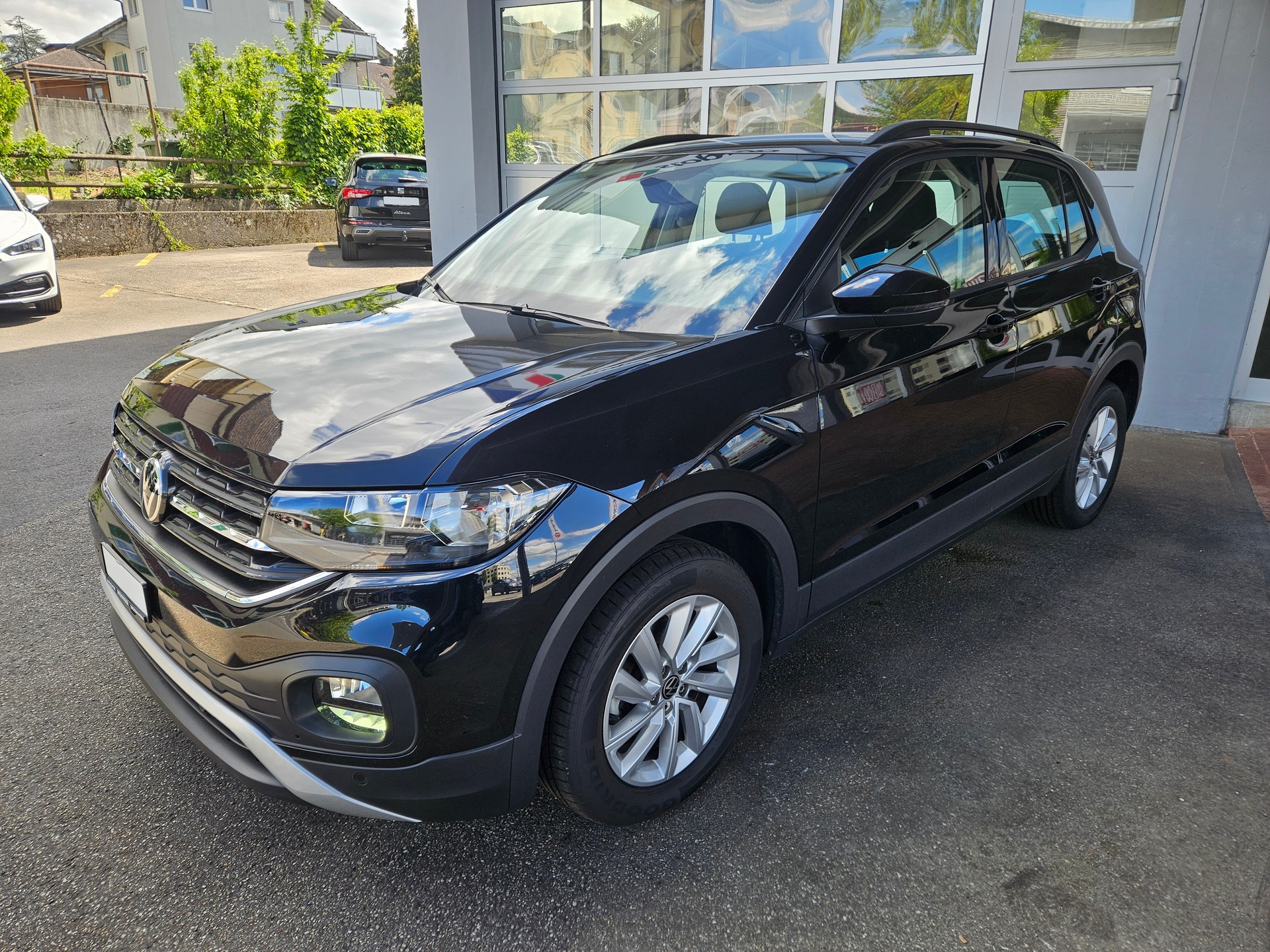 VW T-Cross 1.0 TSI Life DSG-image-3