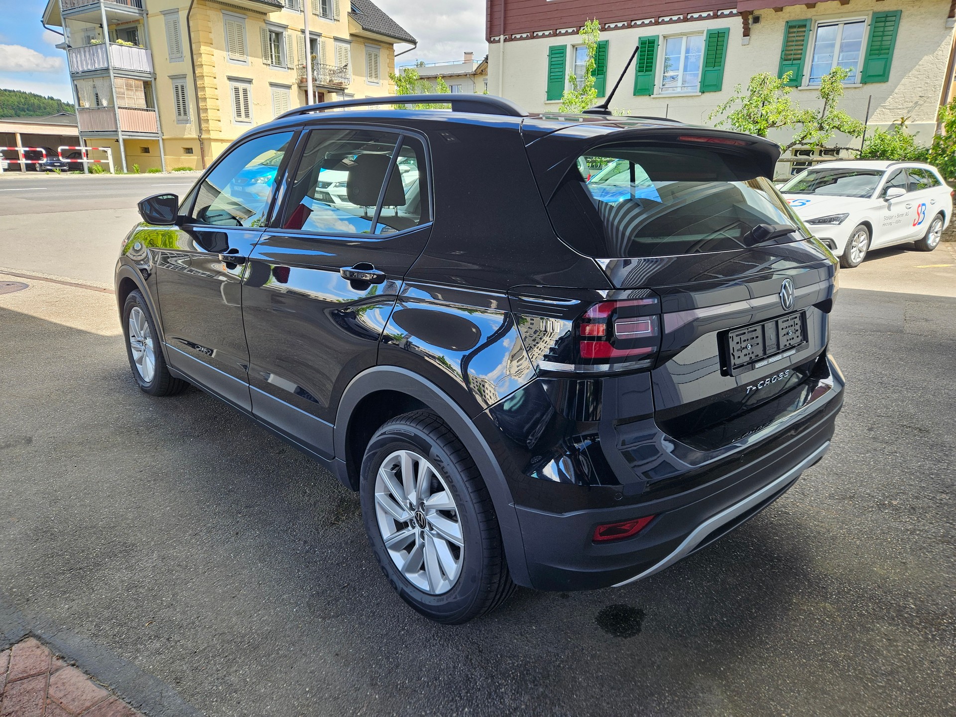 VW T-Cross 1.0 TSI Life DSG-image-2