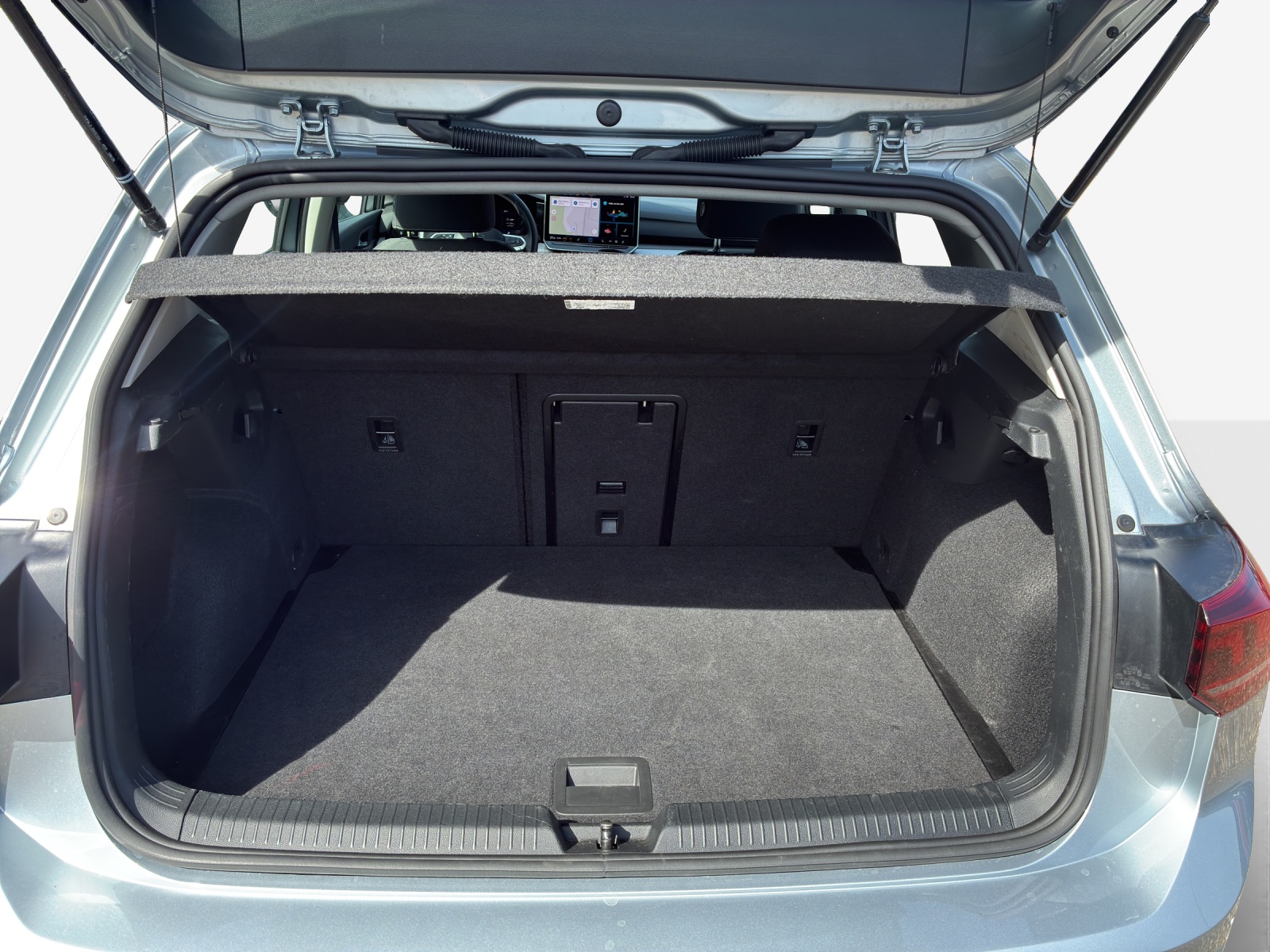VW Golf 1.5 e TSI mHEV Life DSG-image-12
