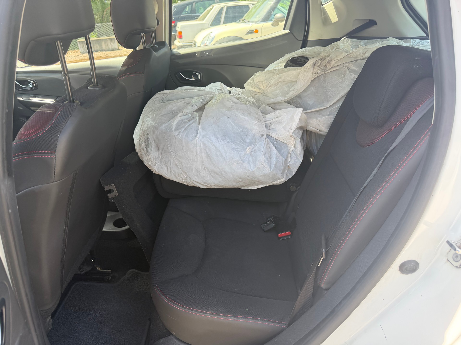 RENAULT Clio 1.2 16V Authentique-image-7