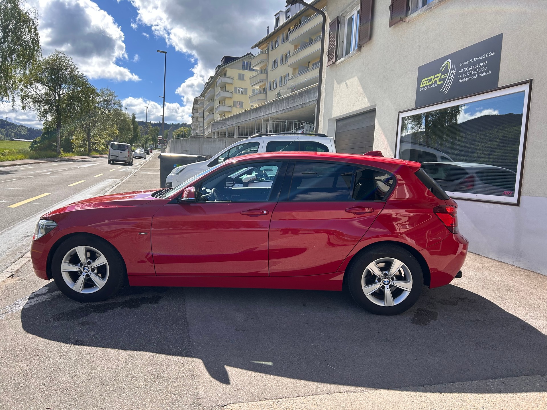 BMW 116i-image-5