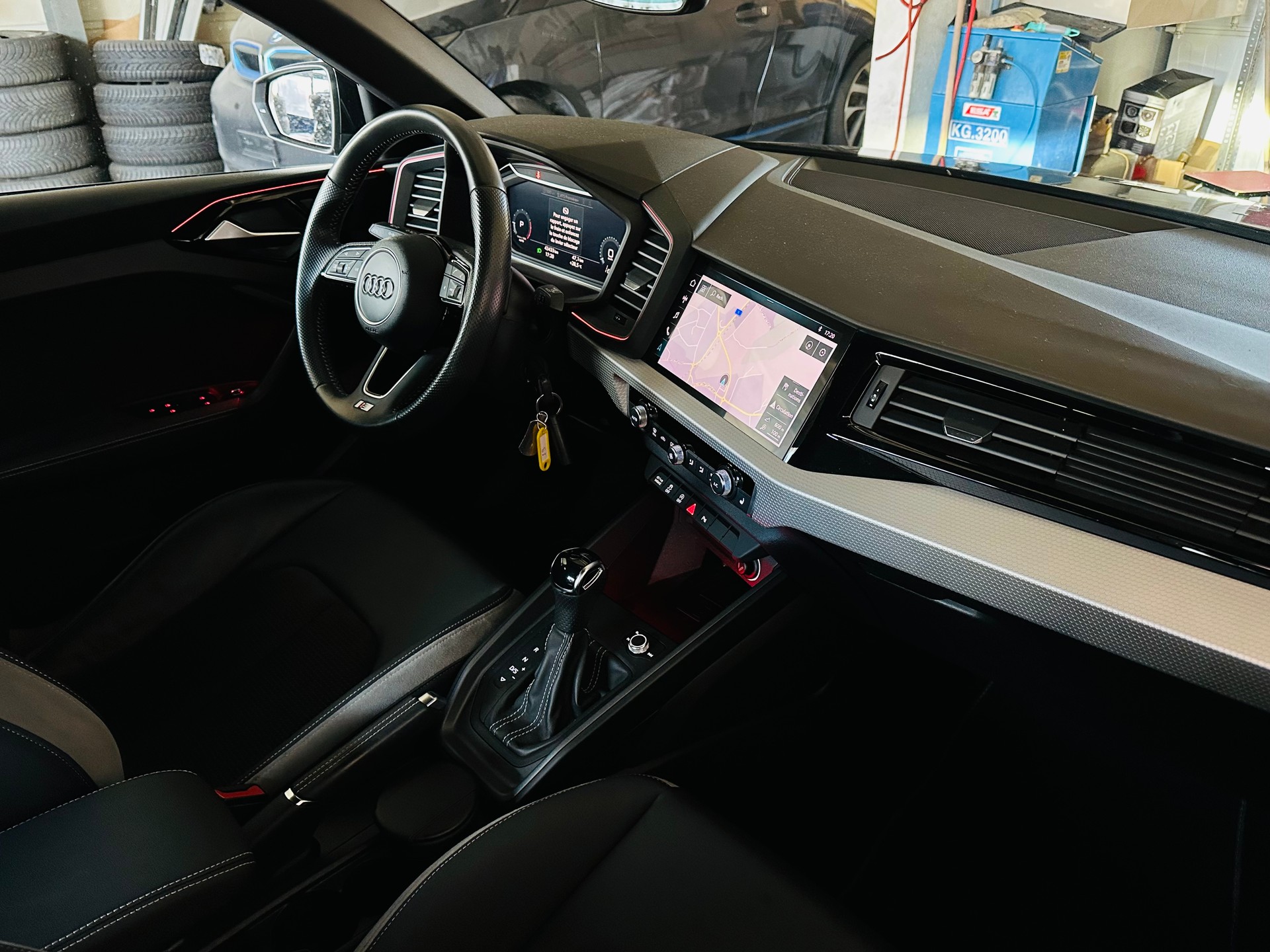 AUDI A1 Sportback 30 TFSI S Line Attraction S-tronic-image-21