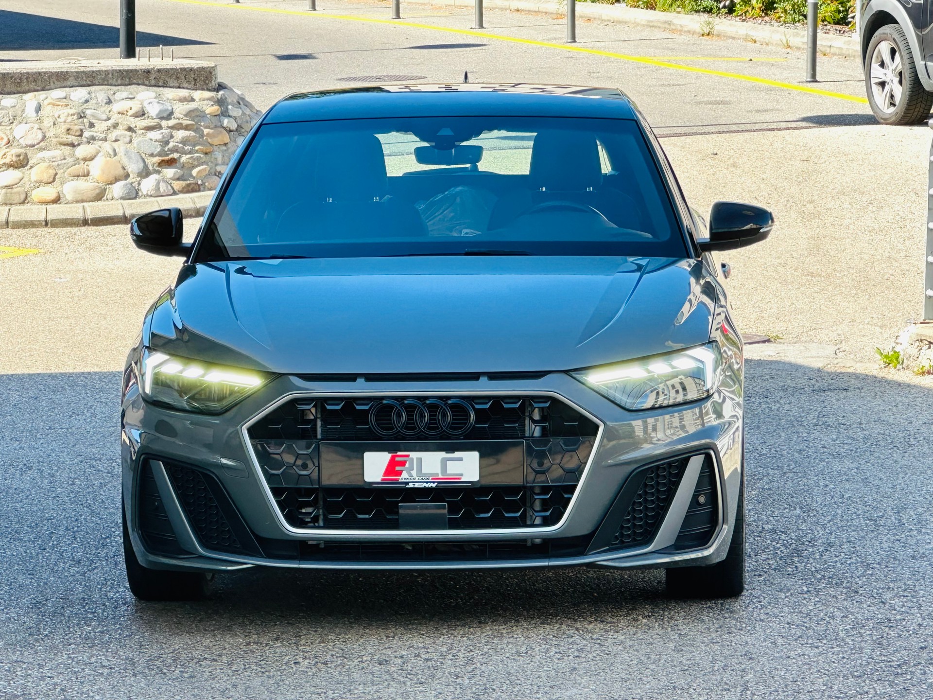 AUDI A1 Sportback 30 TFSI S Line Attraction S-tronic-image-8