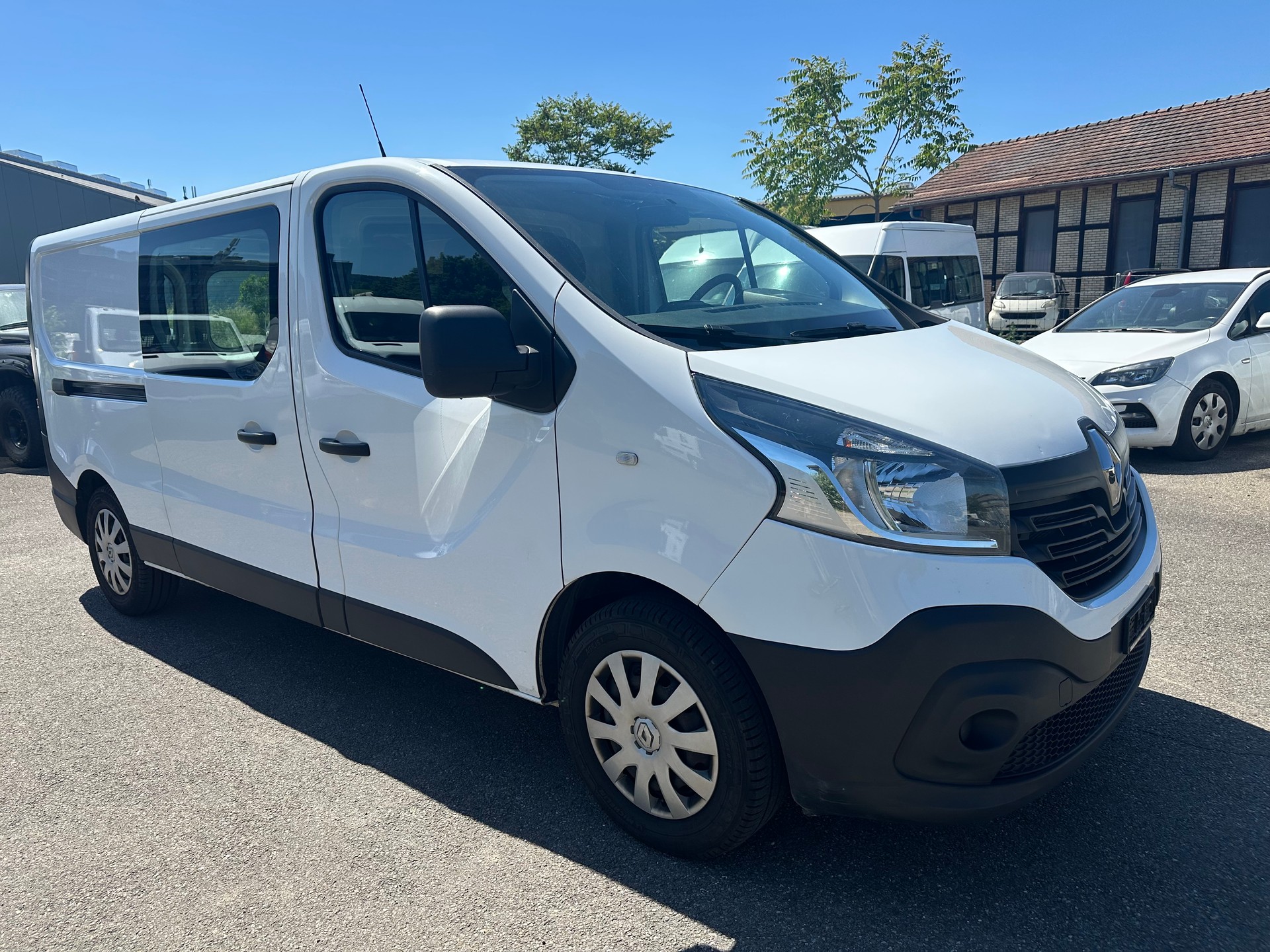 RENAULT Trafic 1.6 dCi 120 2.9t Business L2H1-showroom-element-2