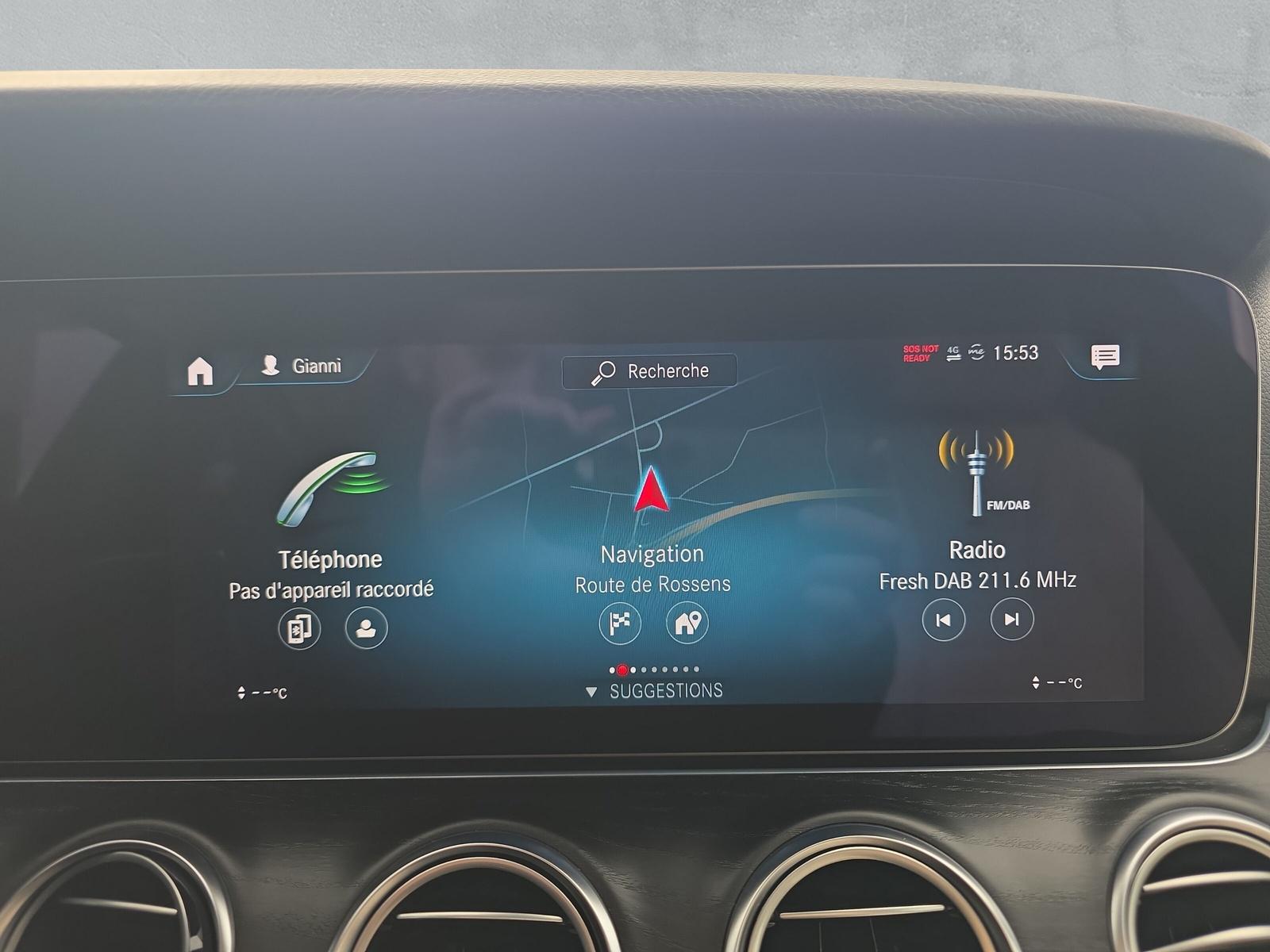 MERCEDES-BENZ E 220 d AMG Line 4matic Kombi-image-14