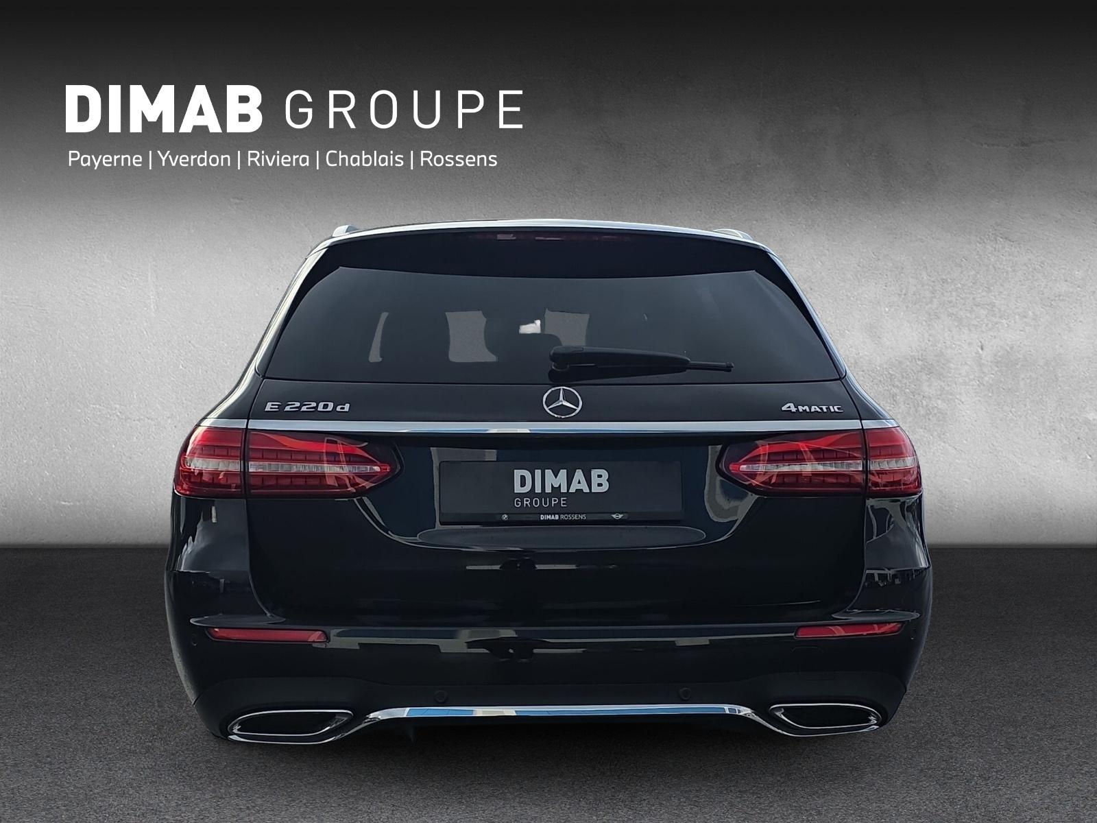 MERCEDES-BENZ E 220 d AMG Line 4matic Kombi-showroom-element-3