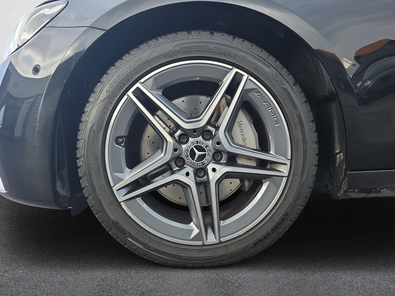 MERCEDES-BENZ E 220 d AMG Line 4matic Kombi-image-8