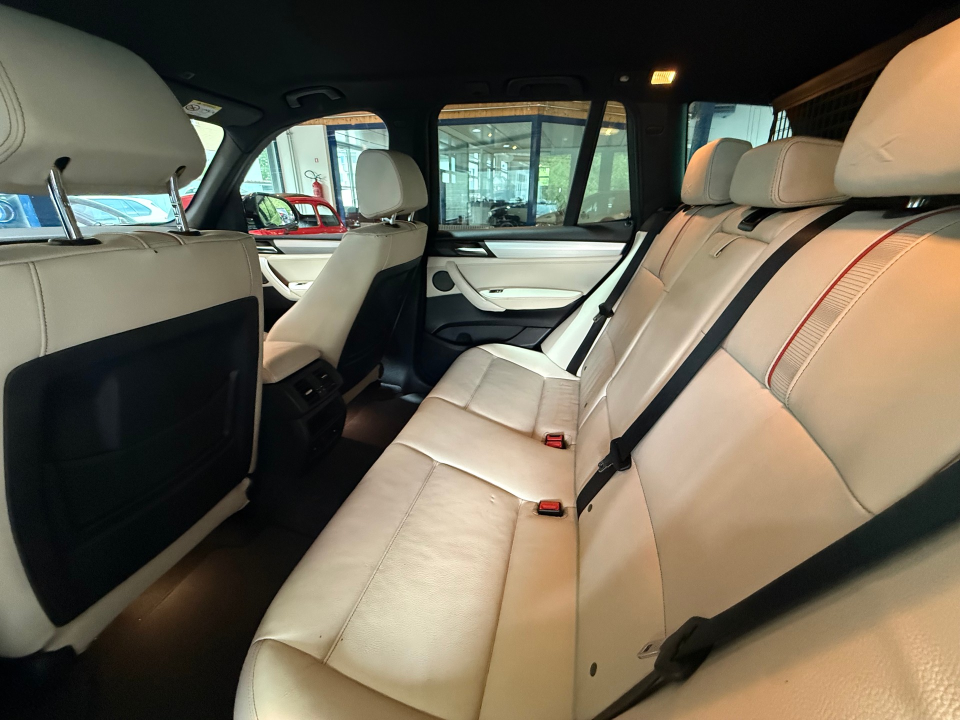 BMW X3 xDrive 20d M Sport Steptronic-image-13