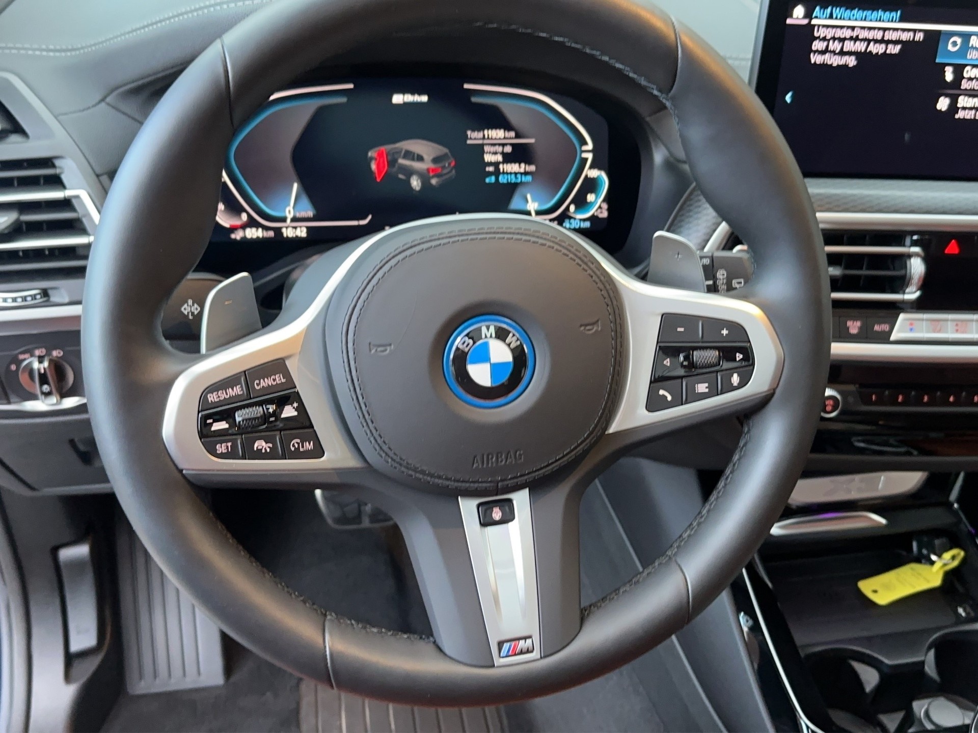 BMW X3 xDrive 30e M Sport (CH) INDIVIDUAL AHK-image-16