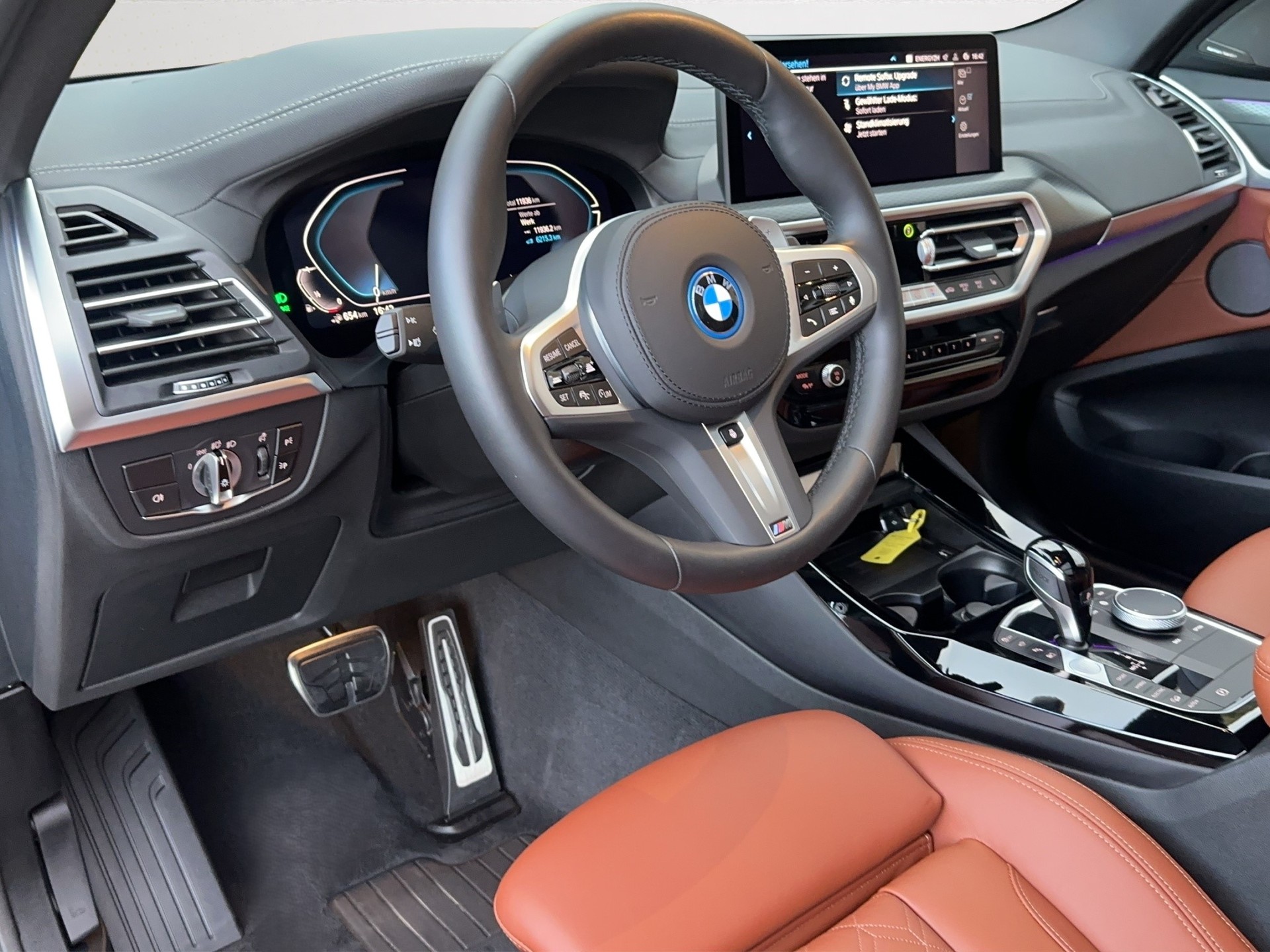 BMW X3 xDrive 30e M Sport (CH) INDIVIDUAL AHK-image-10