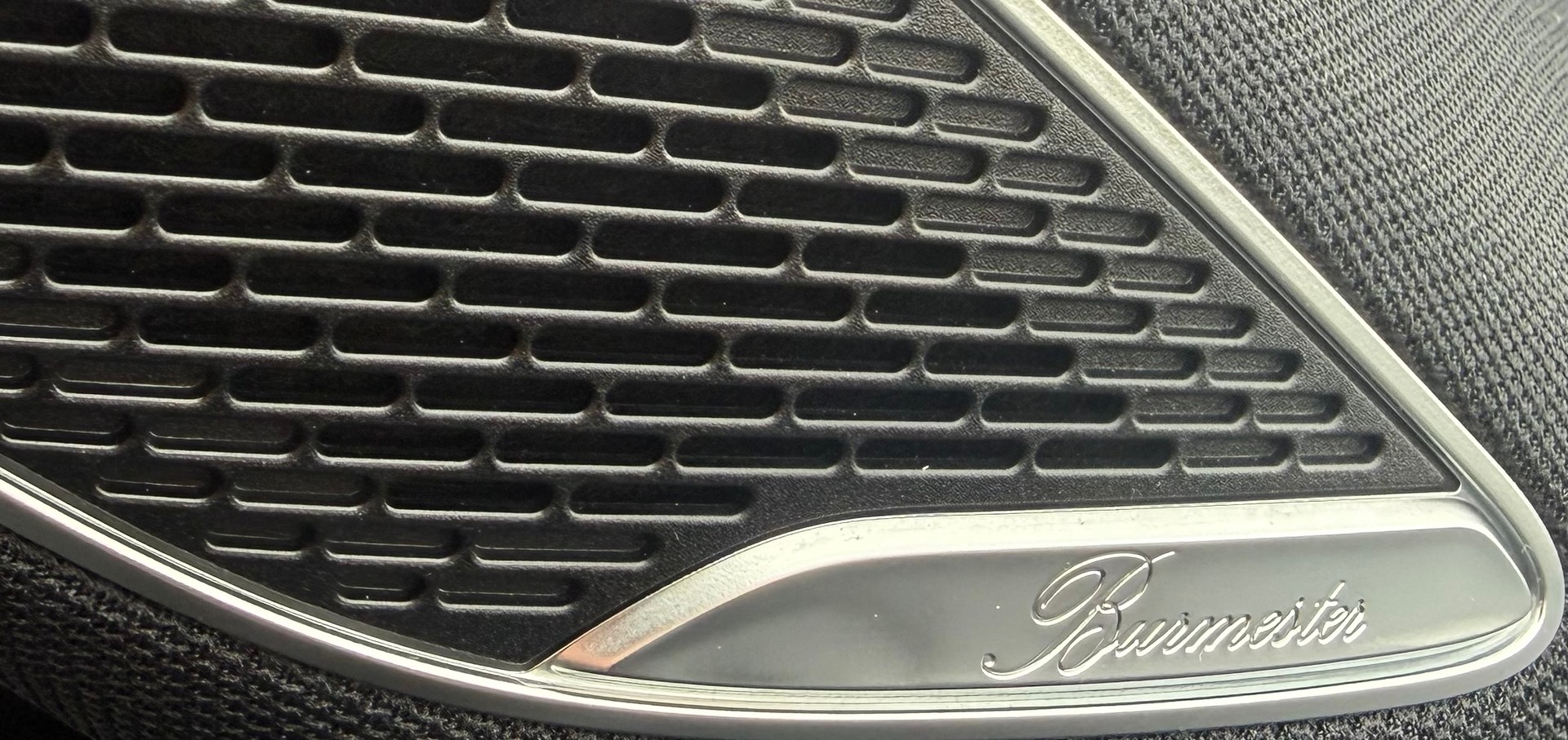 MERCEDES-BENZ A 250 AMG Line 4Matic 7G-DCT-image-22