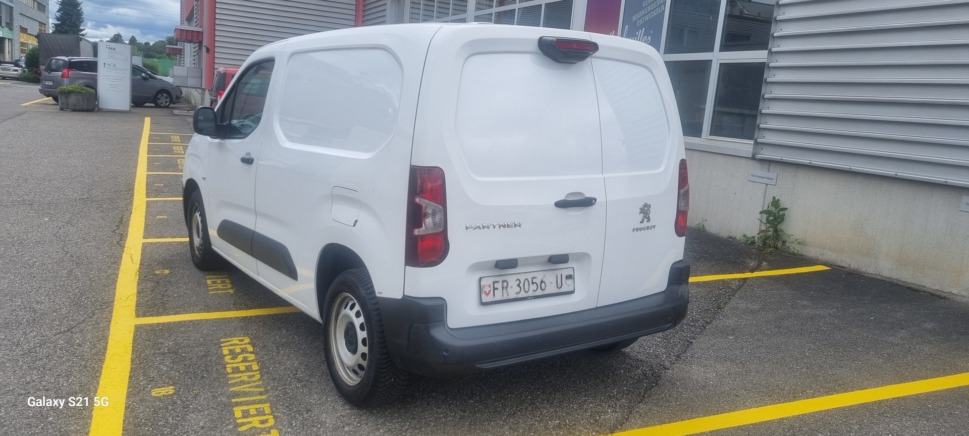 PEUGEOT Partner 1.5 Blue HDi s/s Asphalt 1000kg-image-5