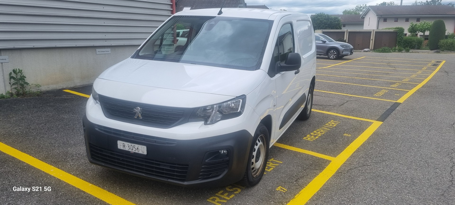 PEUGEOT Partner 1.5 Blue HDi s/s Asphalt 1000kg-image-0