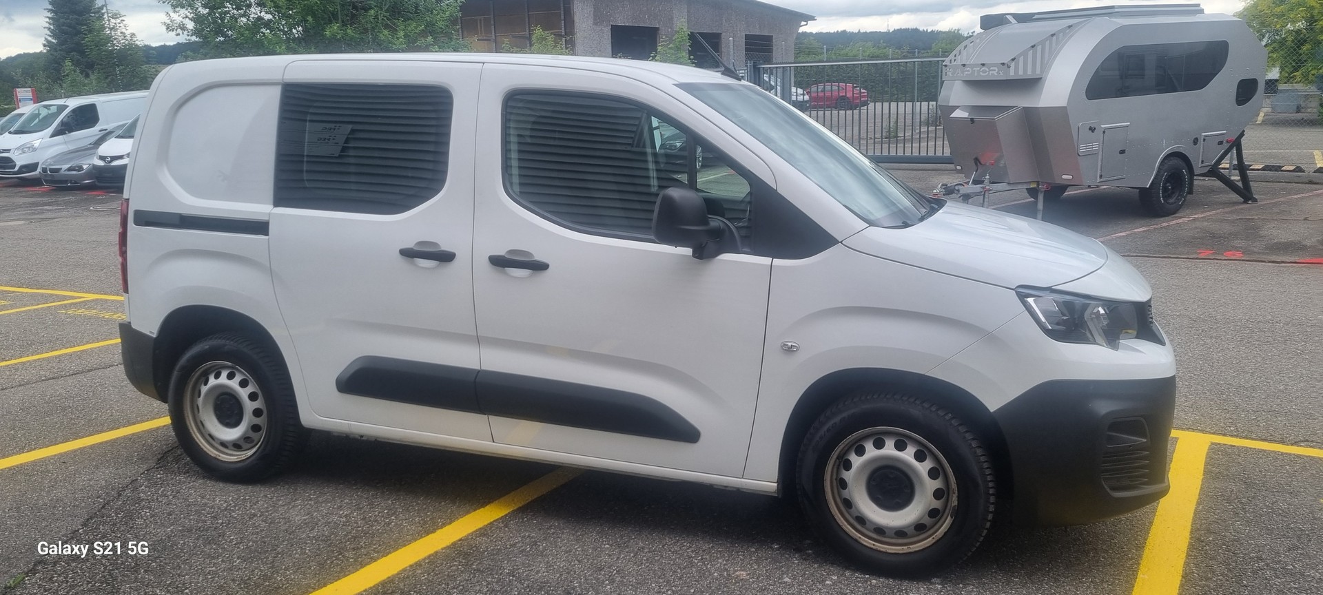 PEUGEOT Partner 1.5 Blue HDi s/s Asphalt 1000kg-image-2