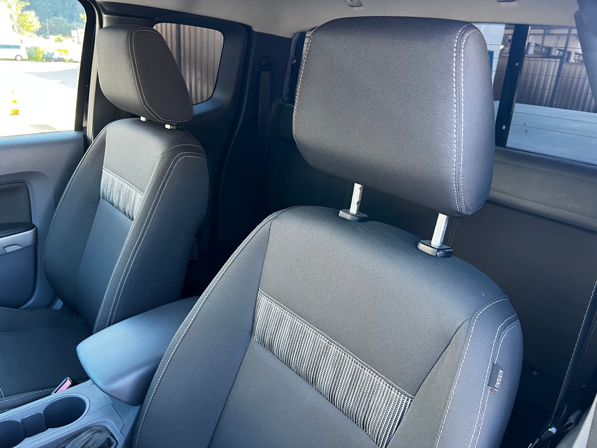 FORD Ranger LTD 2.2 TDCi 4x4-image-9