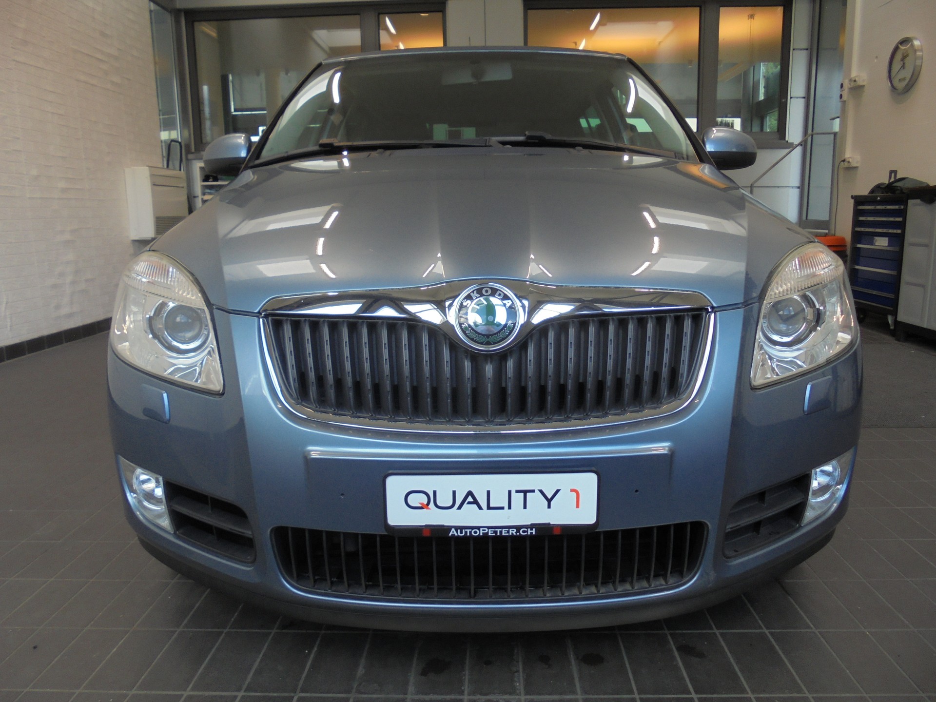 SKODA Fabia 1.6 Elegance Tiptronic-image-1