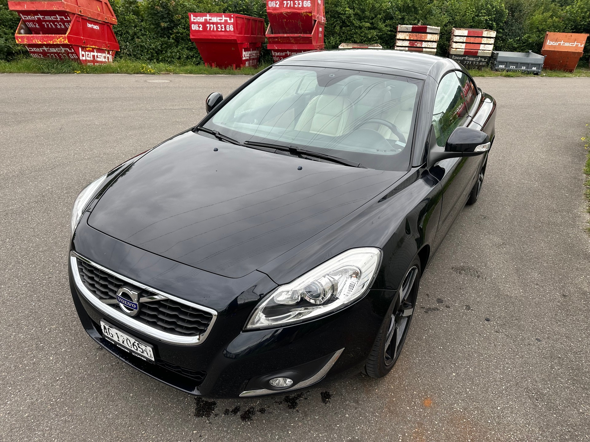 VOLVO C70 2 Liter Diesel Aut Cabrio-image-1