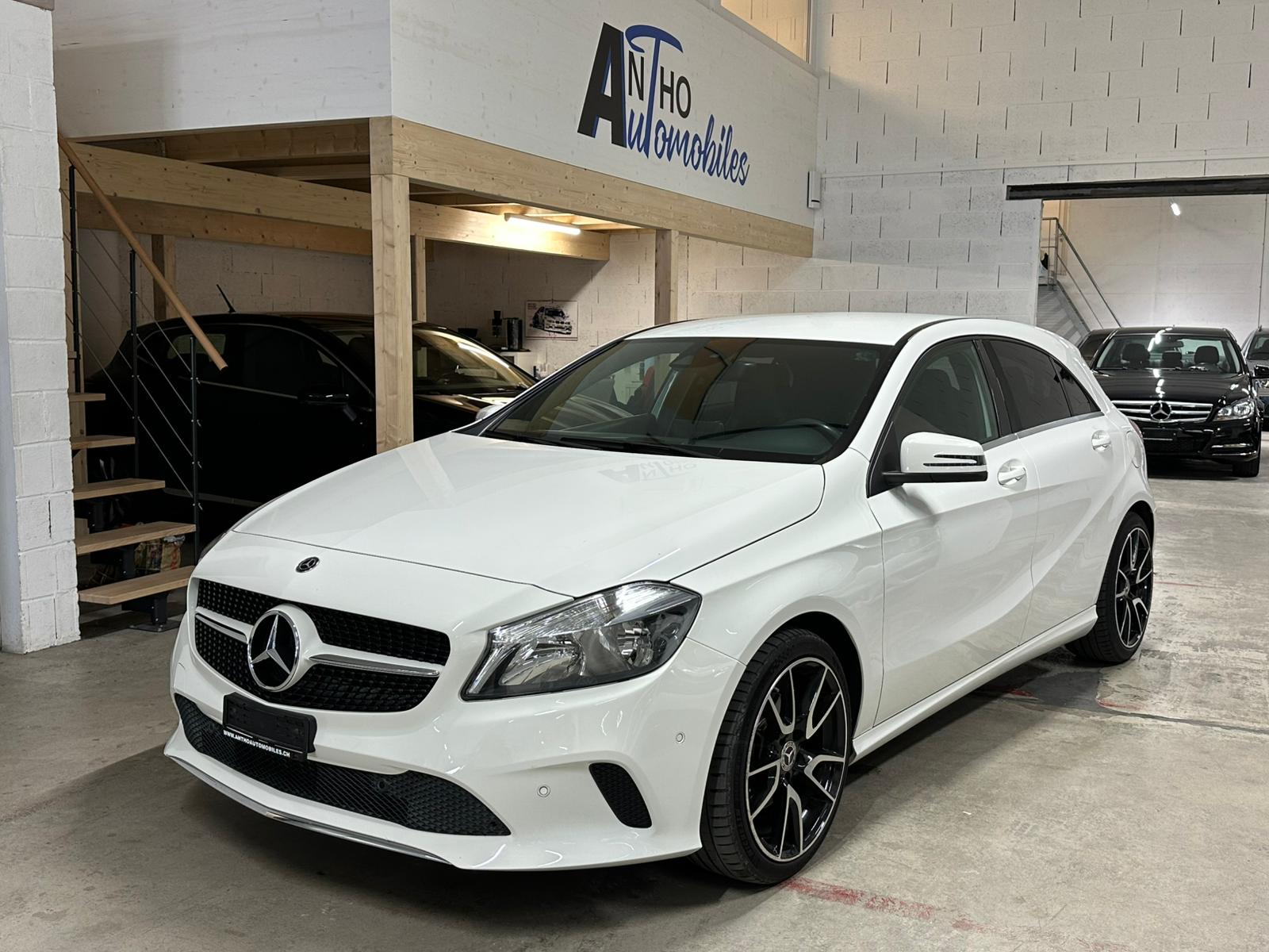 MERCEDES-BENZ A 180 Style 7G-DCT-image-0