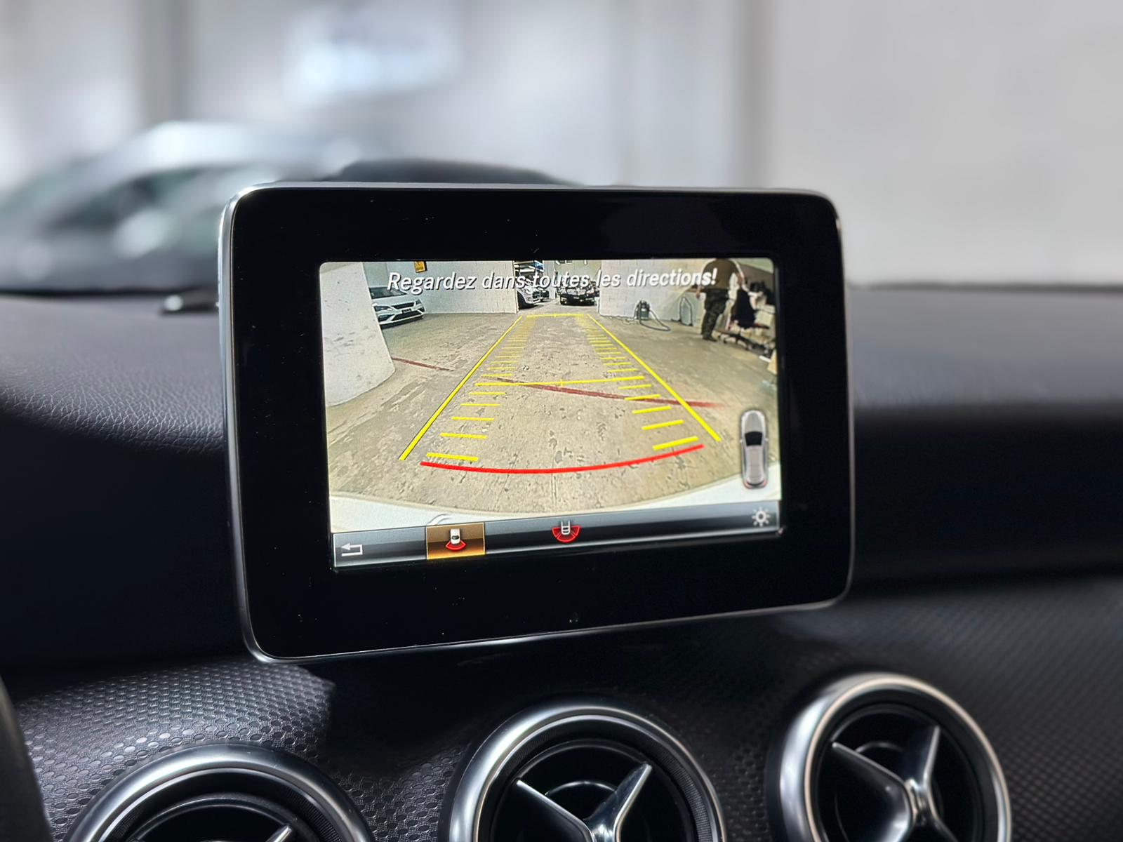 MERCEDES-BENZ A 180 Style 7G-DCT-image-10