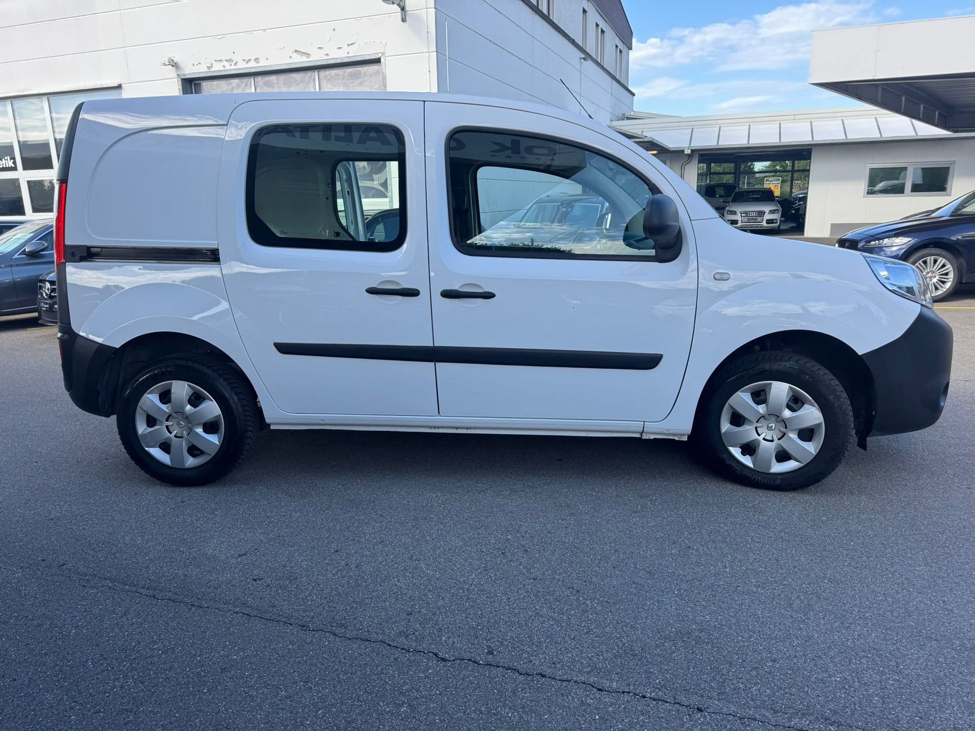 RENAULT Kangoo Medium dCi 95 ENERGY Business-image-6