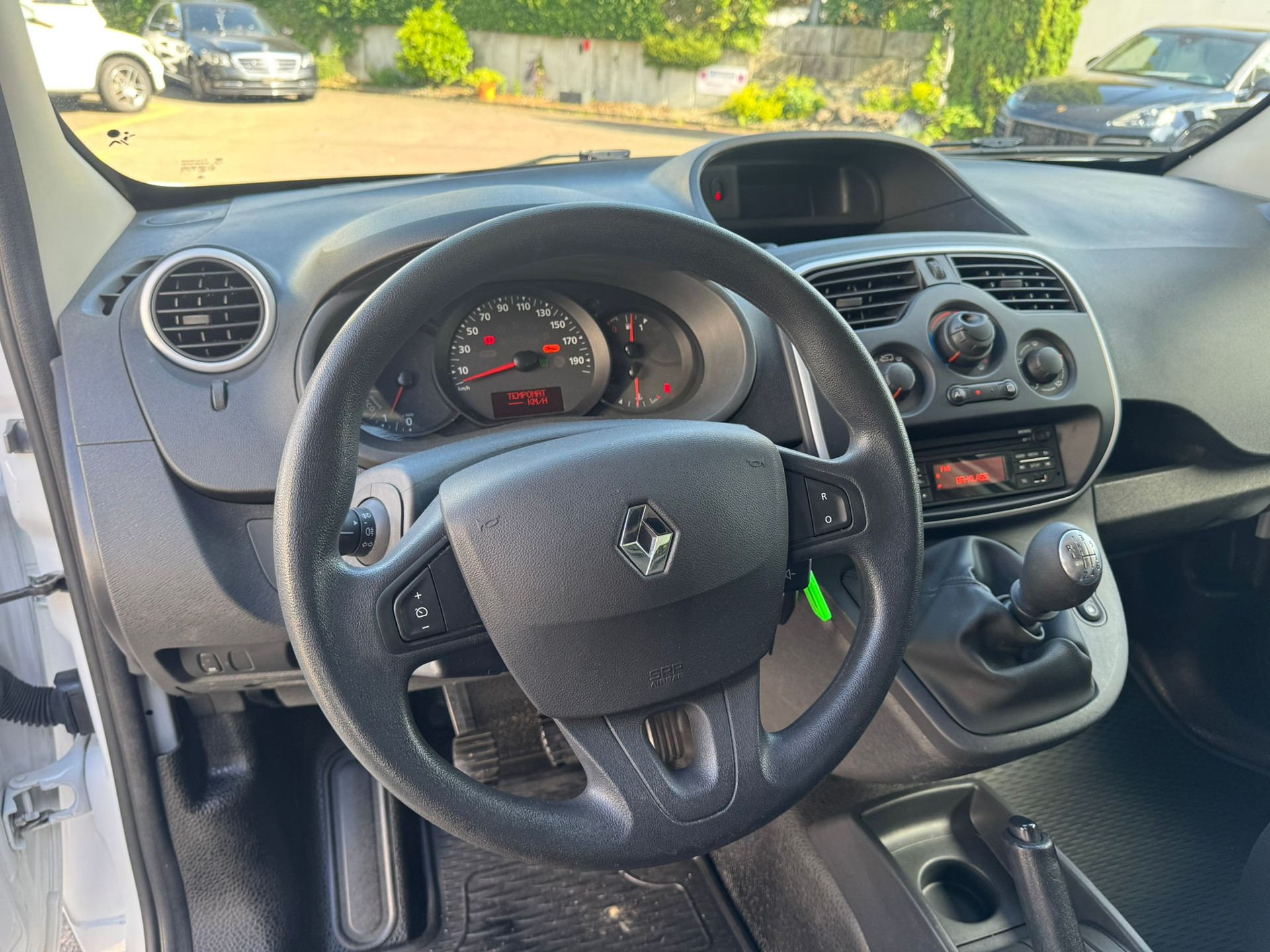 RENAULT Kangoo Medium dCi 95 ENERGY Business-image-12