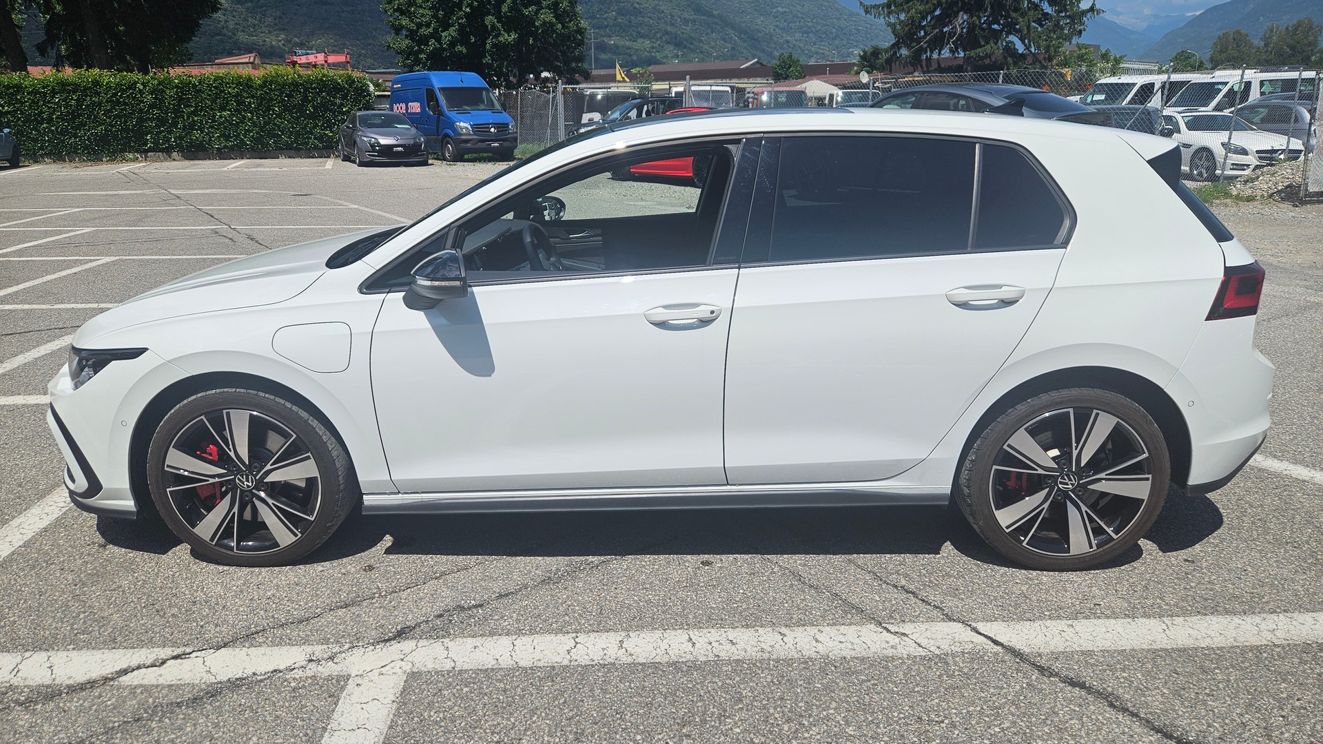 VW Golf 1.4 TSI PHEV GTE-image-2