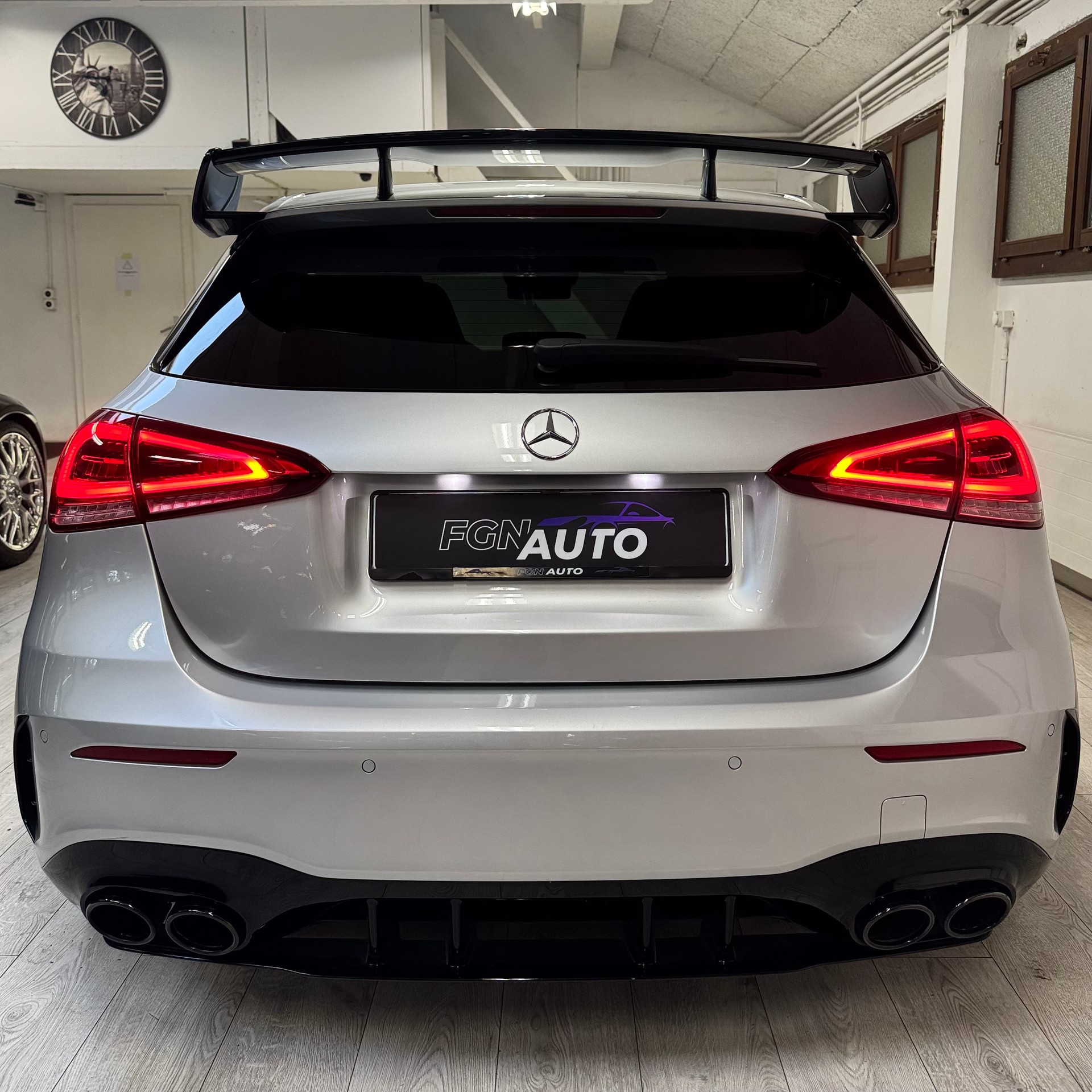 MERCEDES-BENZ A 45 S AMG 4Matic+ Speedshift-image-5