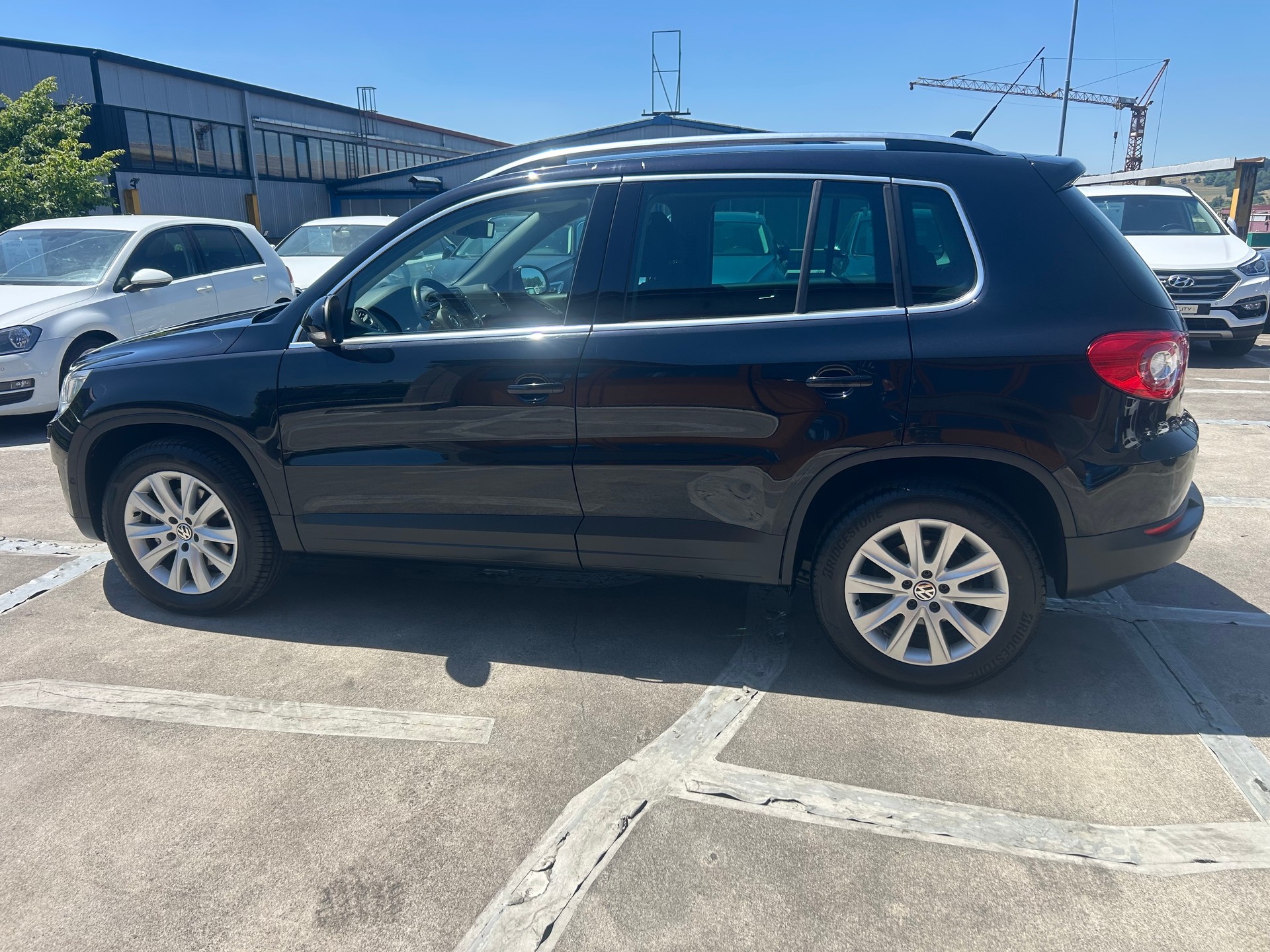 VW Tiguan 2.0 TDI Sport&Style-image-1