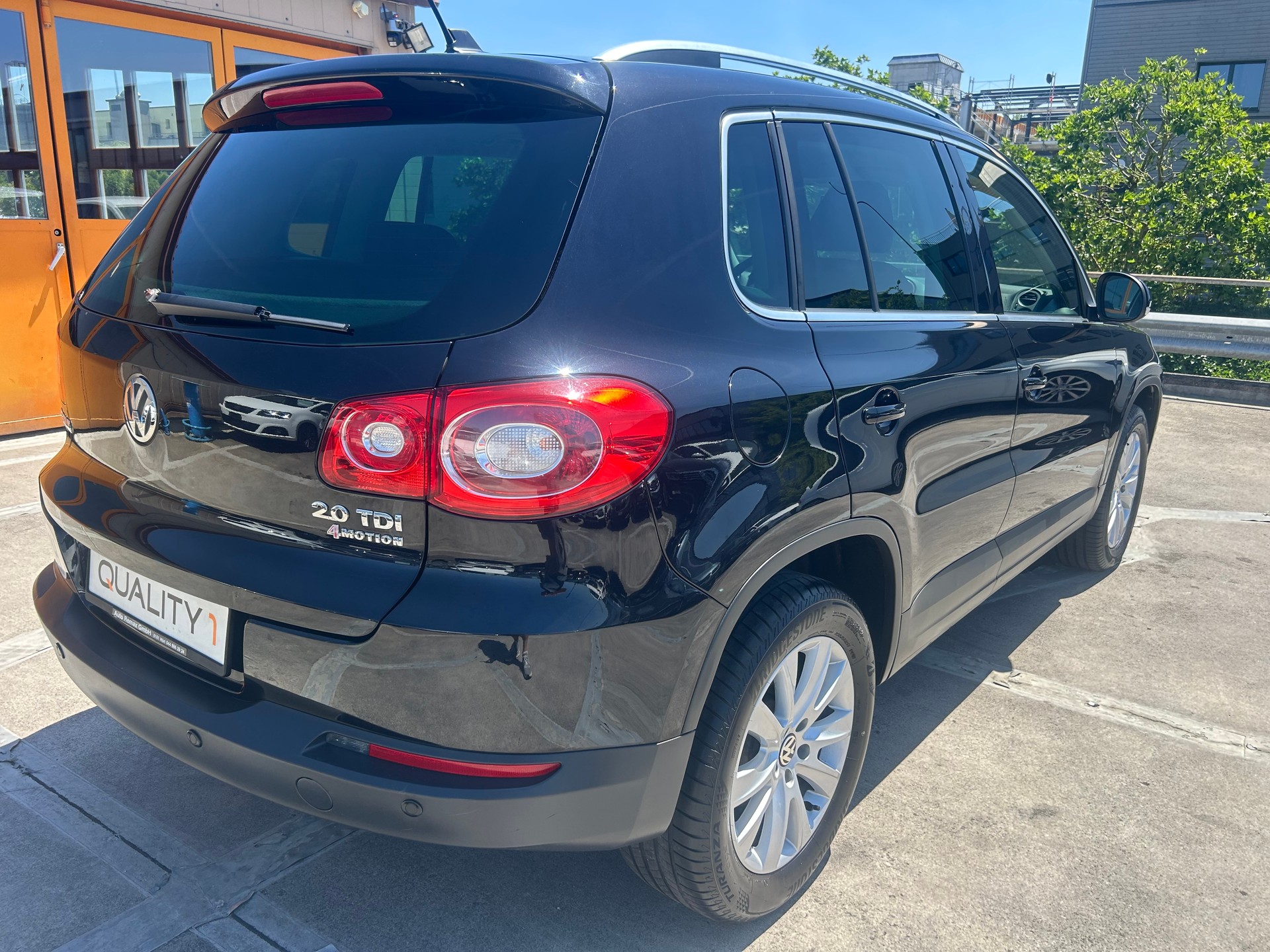 VW Tiguan 2.0 TDI Sport&Style-image-3