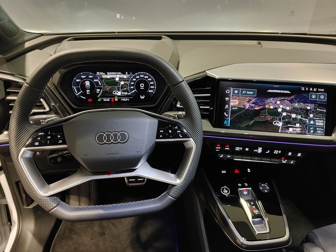 AUDI Q4 Sportback e-tron 50 quattro-image-4