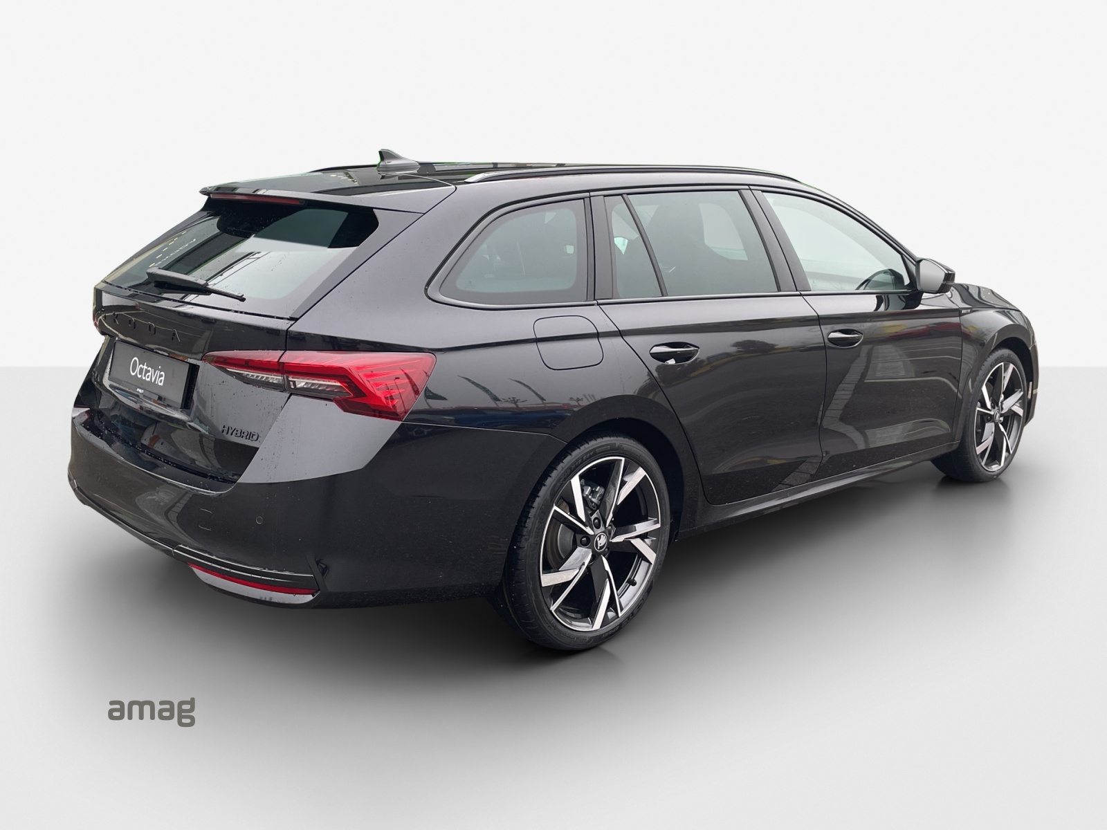 SKODA Octavia Combi 1.5 TSI mHEV DSG Sport Line-image-12