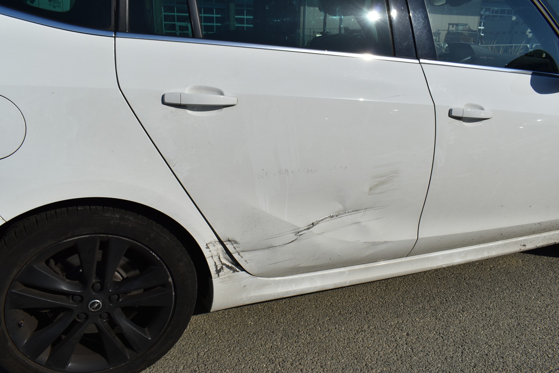 OPEL Zafira Tourer 1.6i 16V Turbo OPC Line-image-8