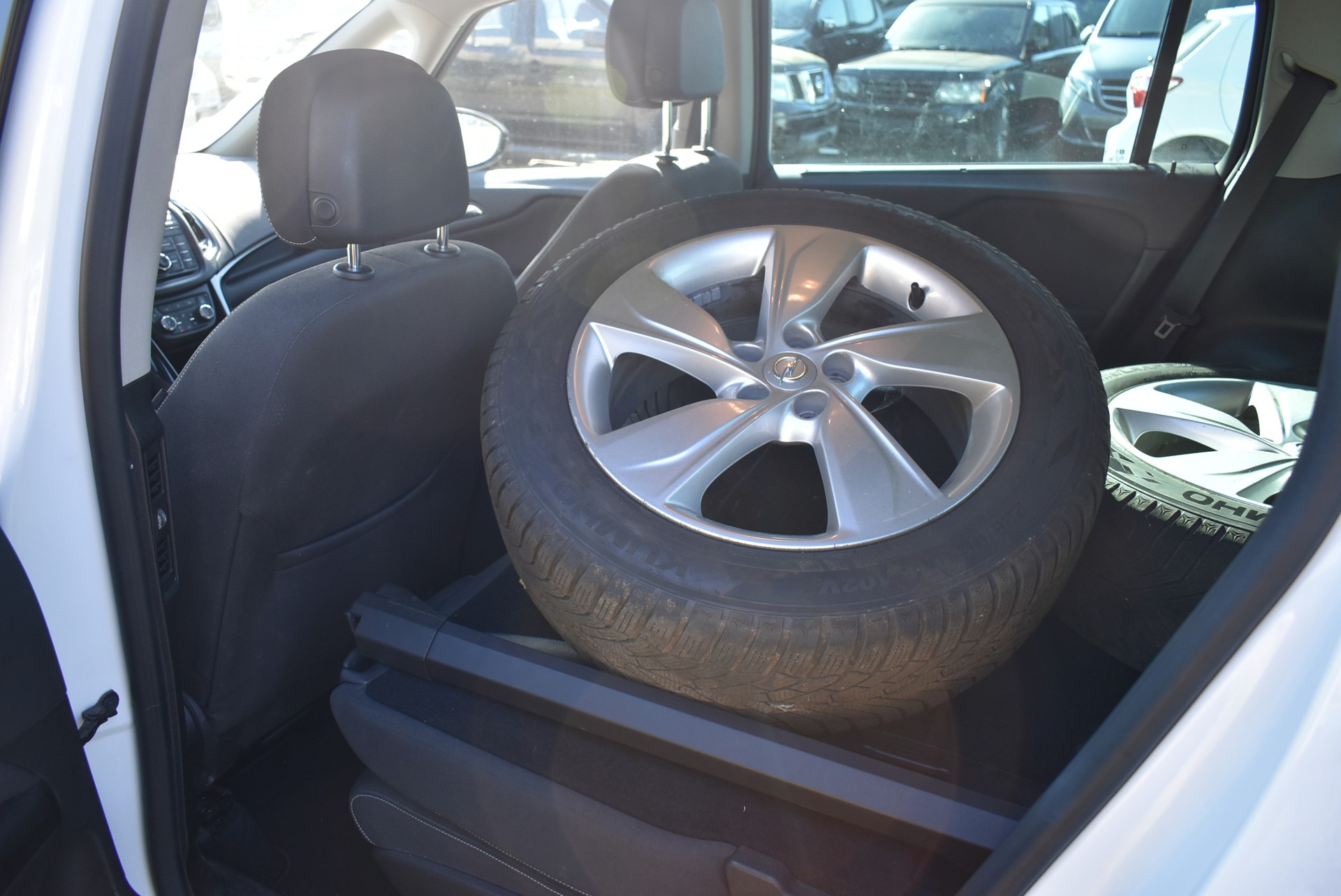 OPEL Zafira Tourer 1.6i 16V Turbo OPC Line-image-4