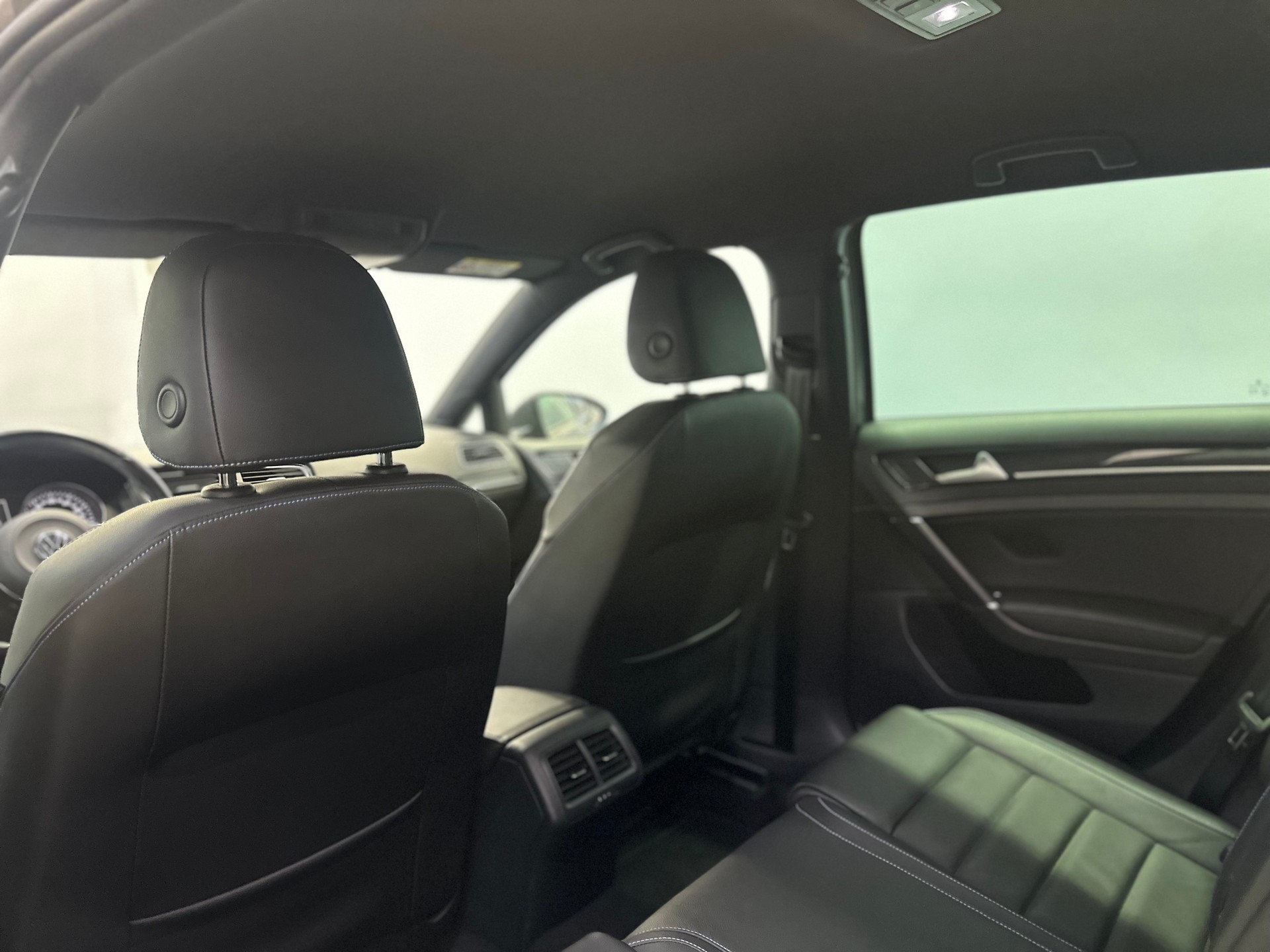 VW Golf 1.4 TSI GTE DSG-image-17