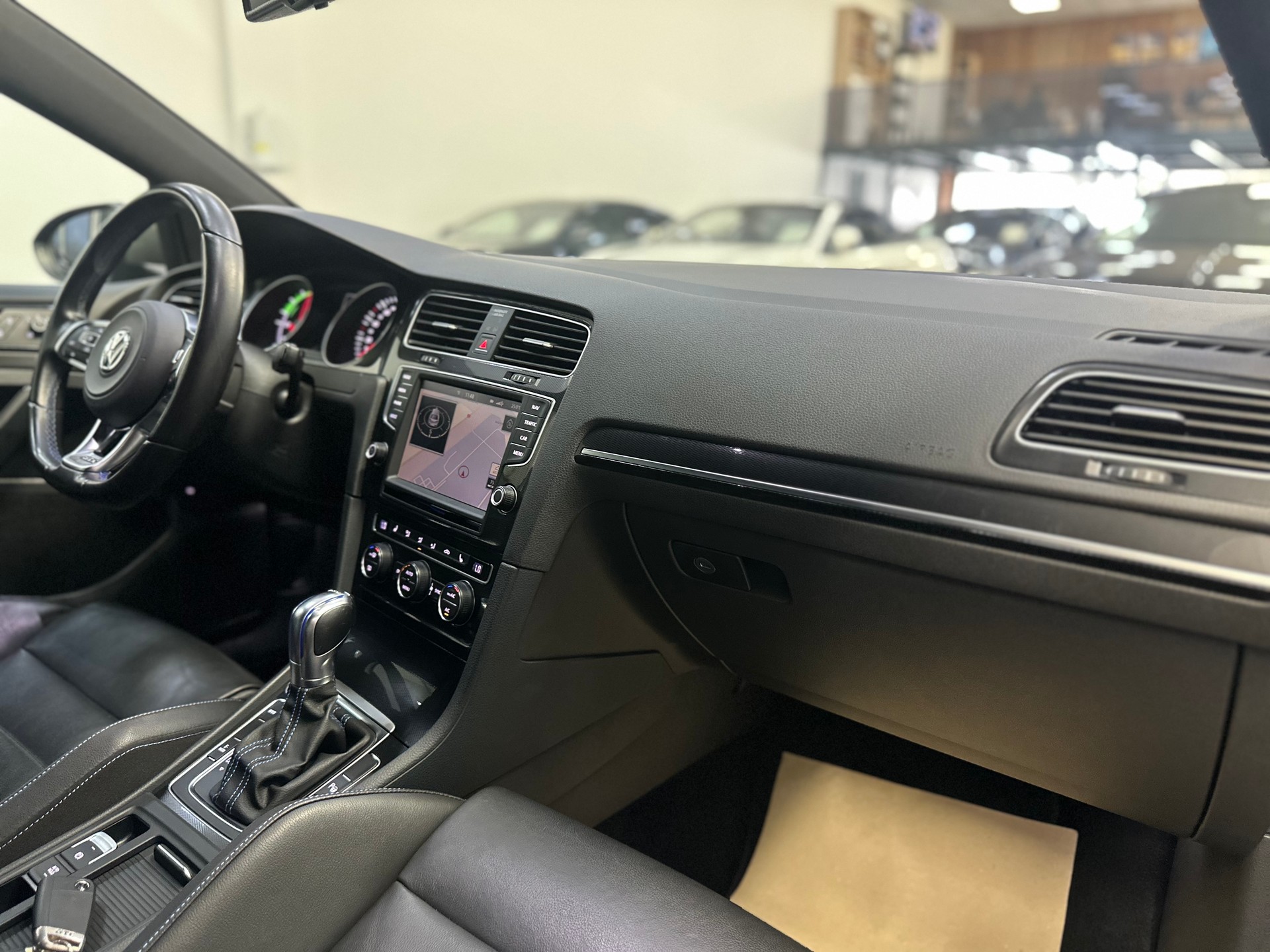 VW Golf 1.4 TSI GTE DSG-image-11