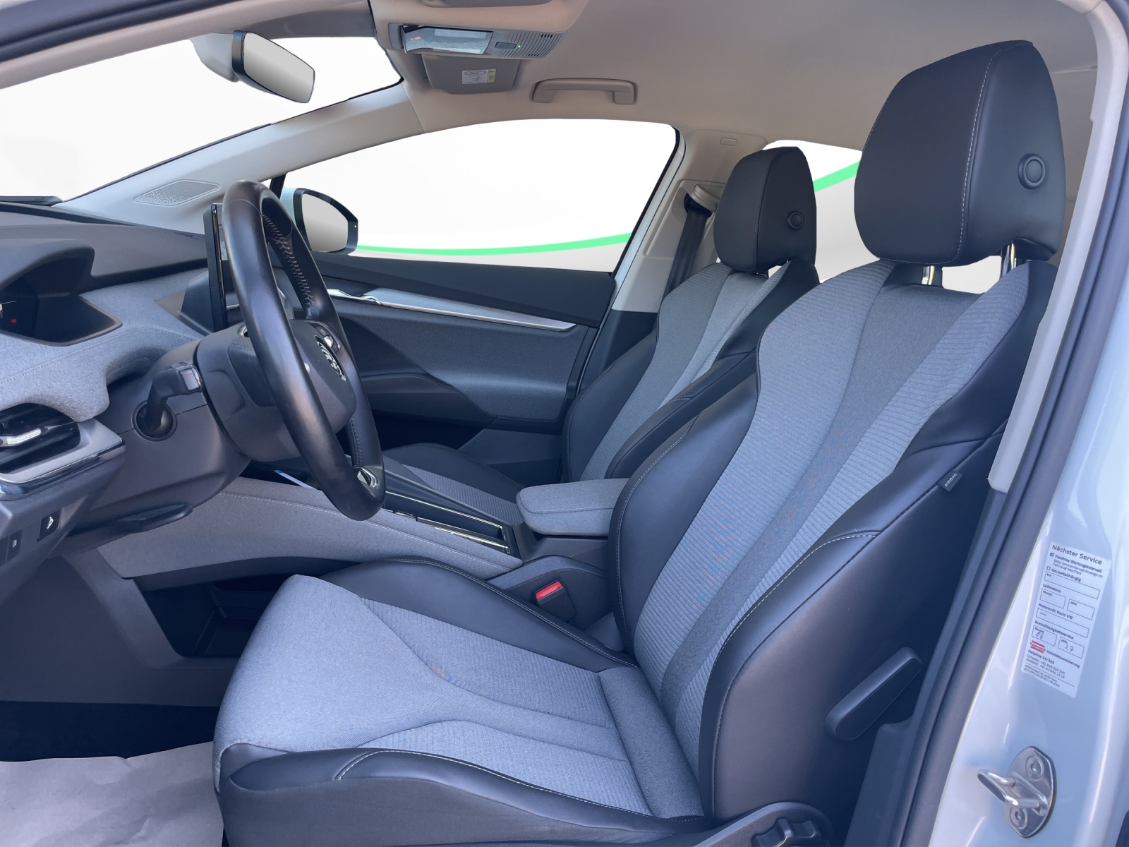 SKODA Enyaq iV 60-image-6