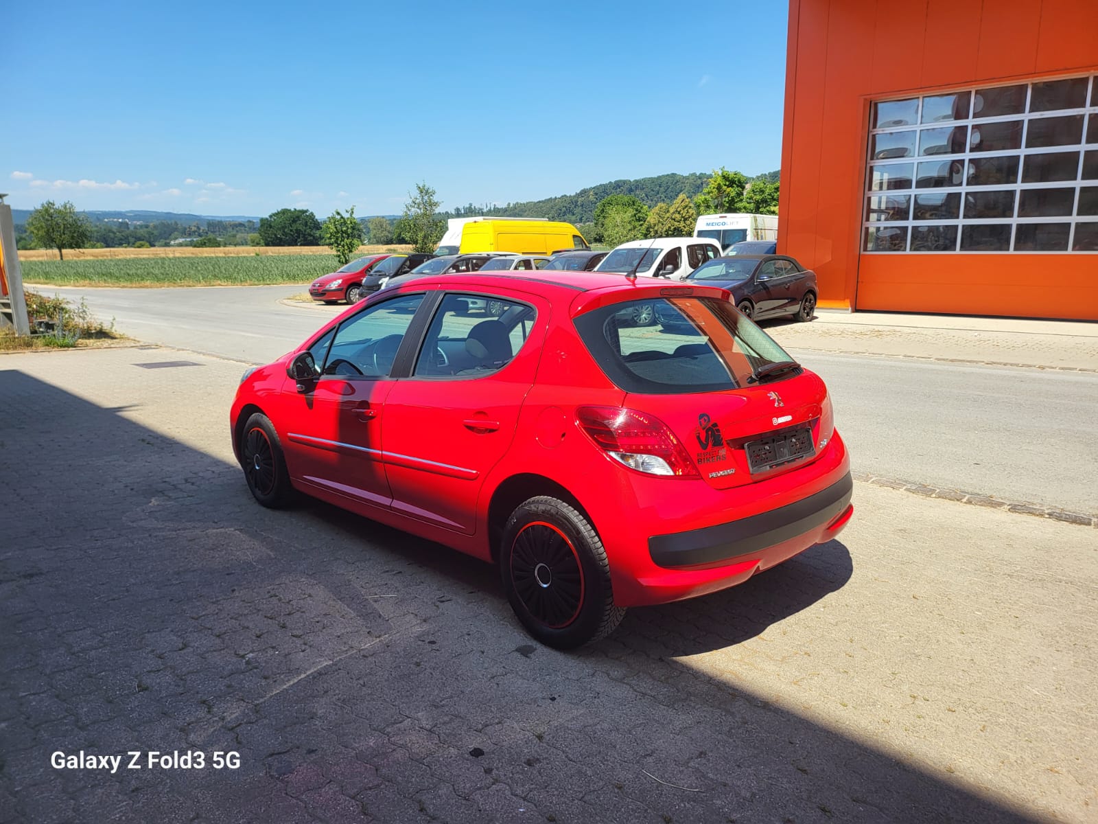 PEUGEOT 207 1.4 16V Millesim 200-image-3