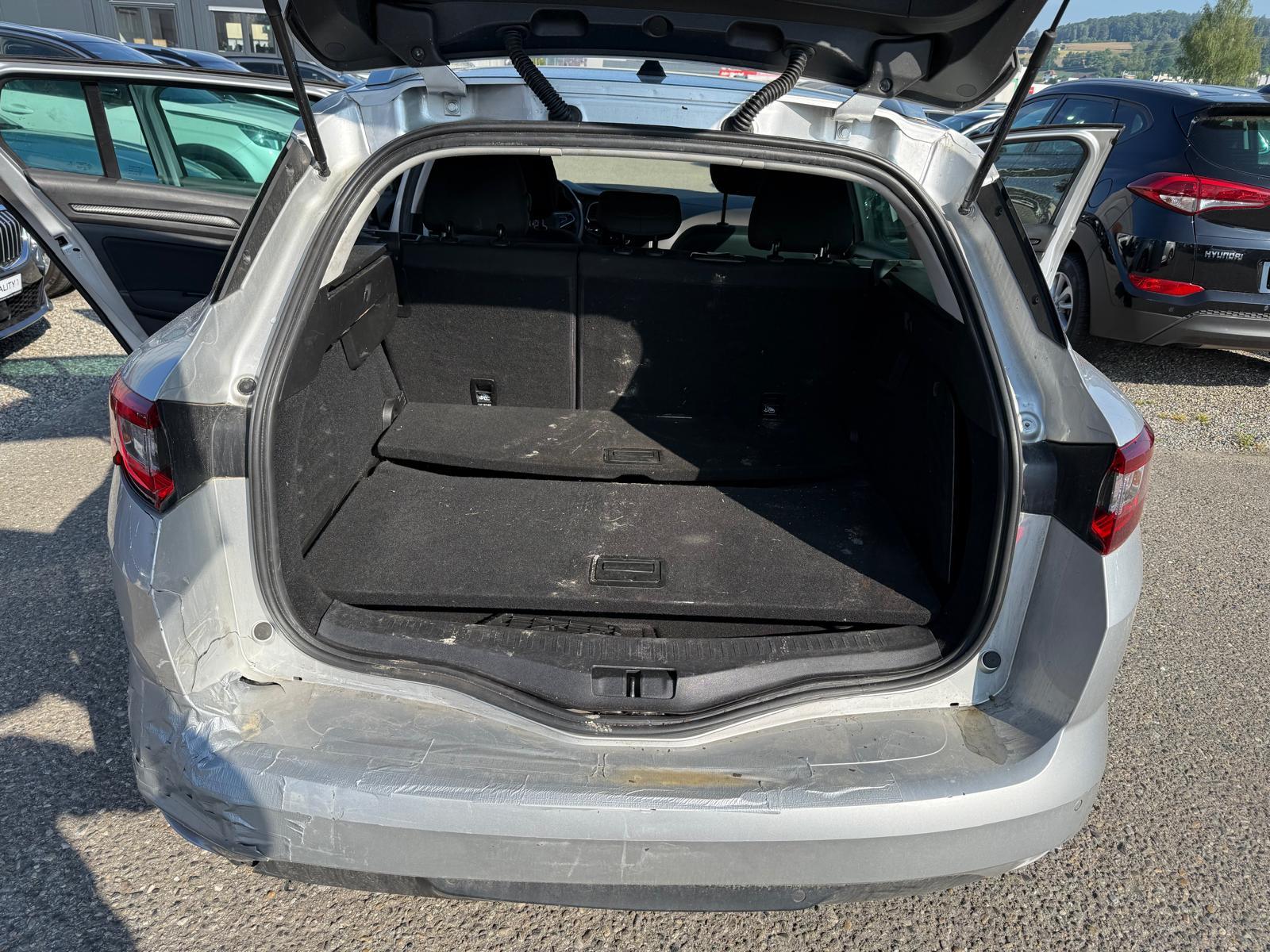 RENAULT Mégane Grandtour 1.5 Blue dCi Business EDC-image-12