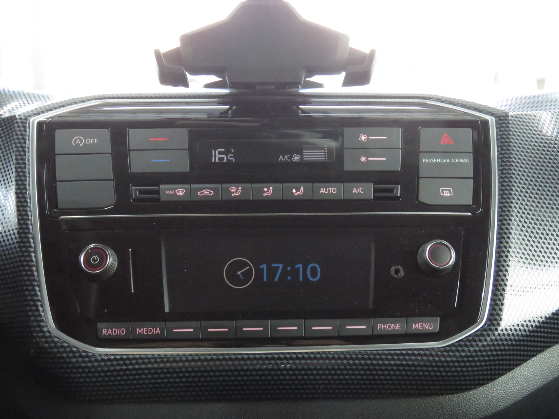 VW Up 1.0 TSI BMT move up-image-14