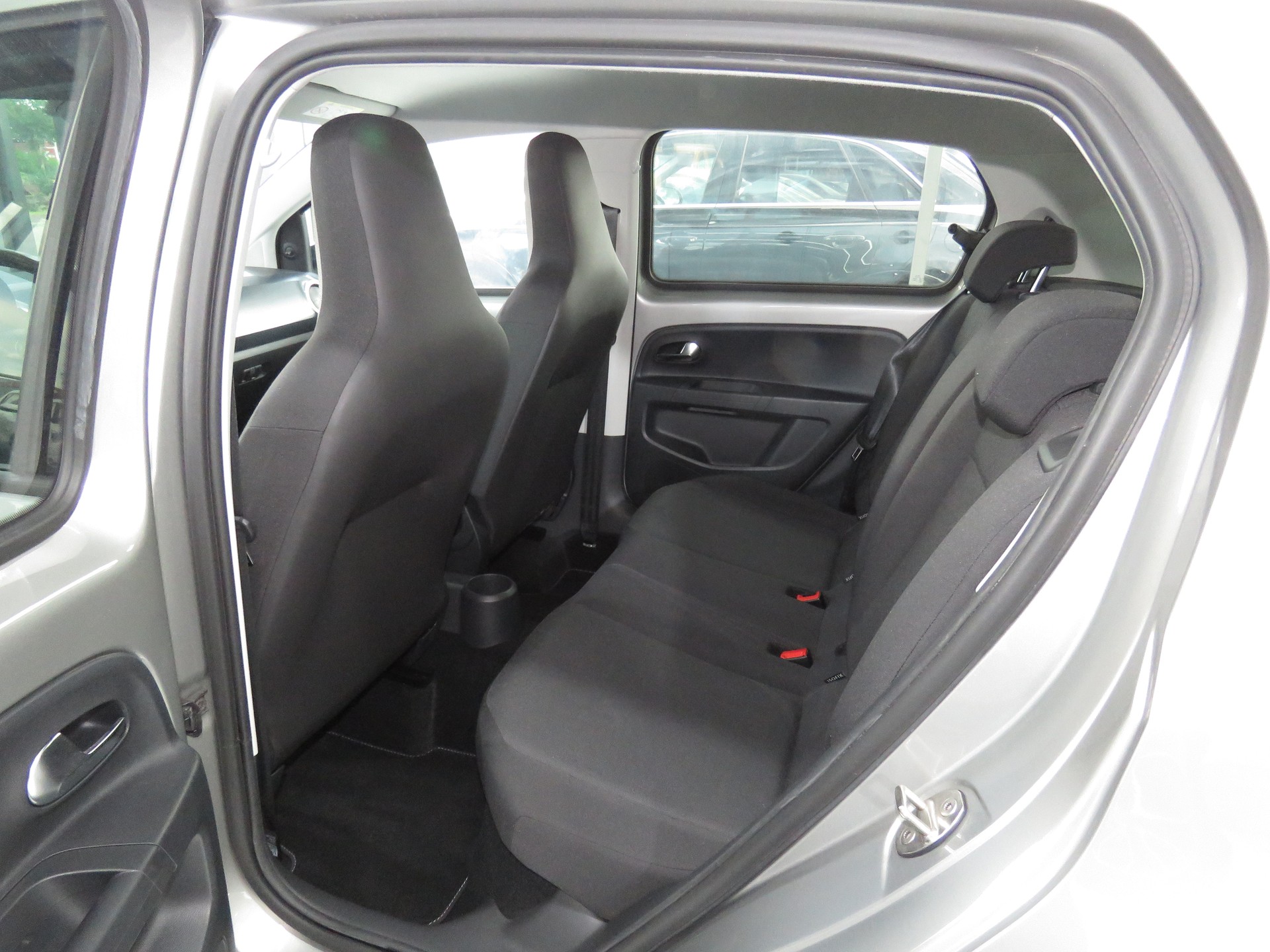 VW Up 1.0 TSI BMT move up-image-8