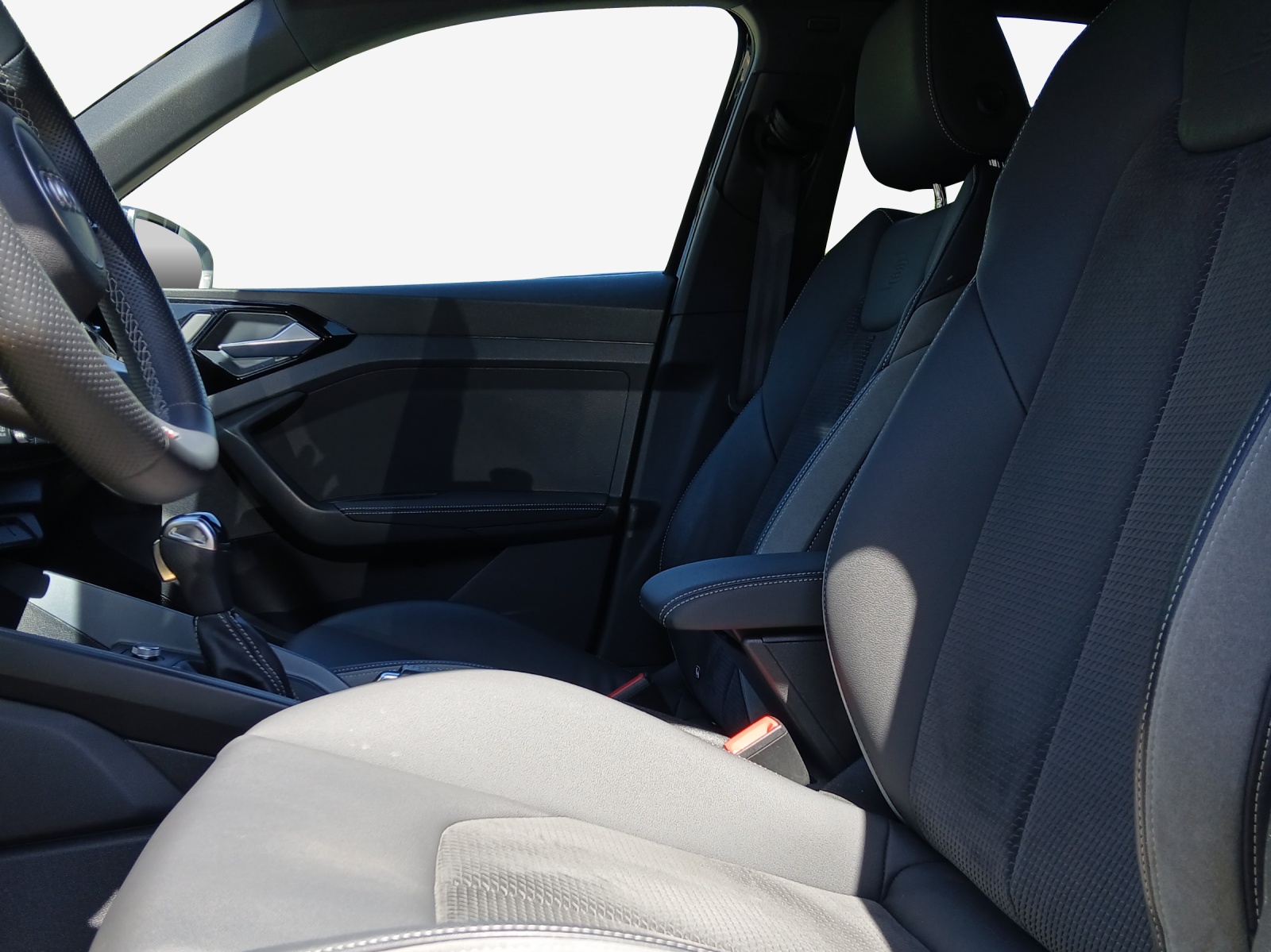 AUDI A1 Sportback 30 TFSI Attraction S-tronic-image-7