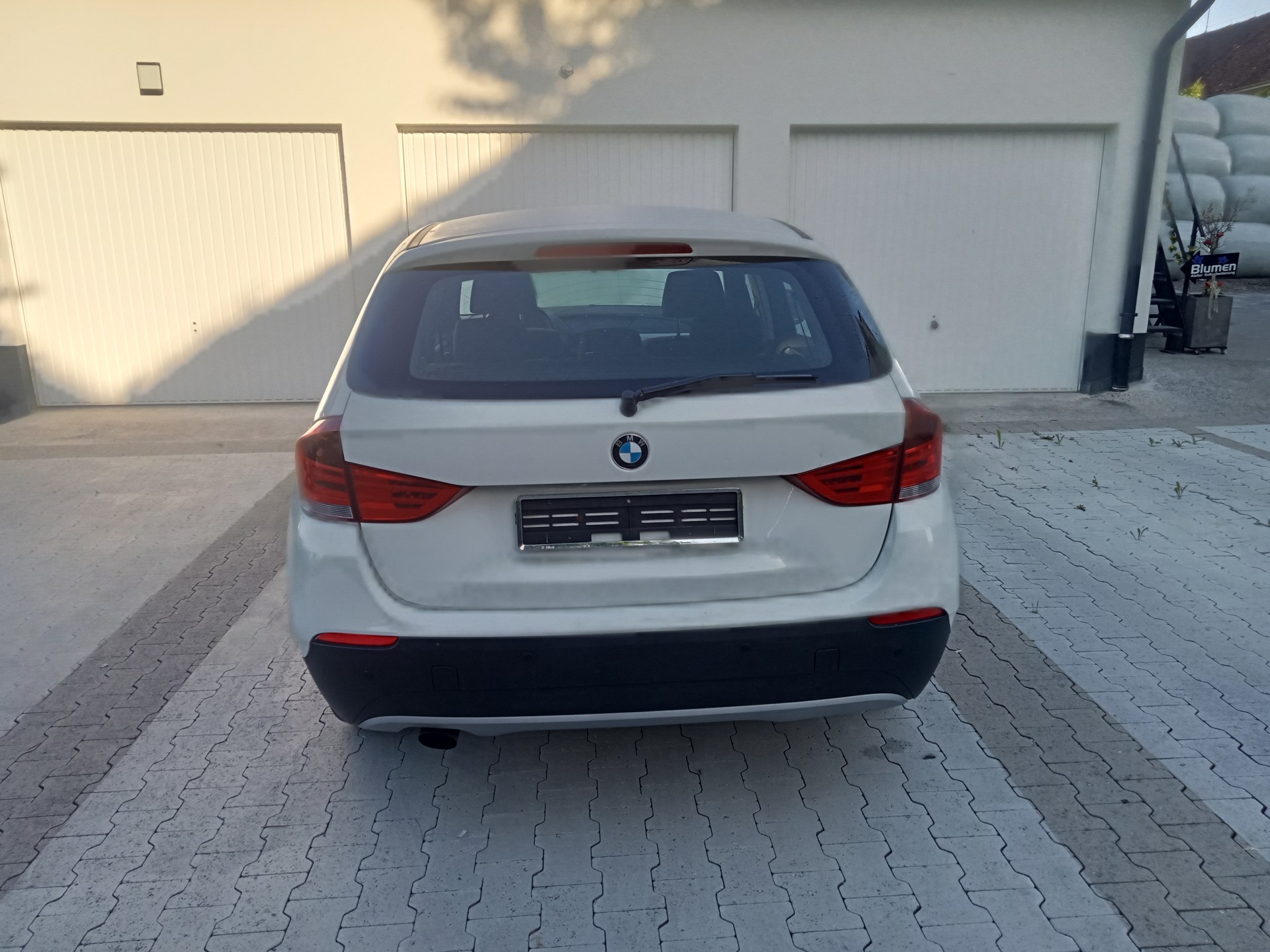 BMW 18i sDrive-image-4