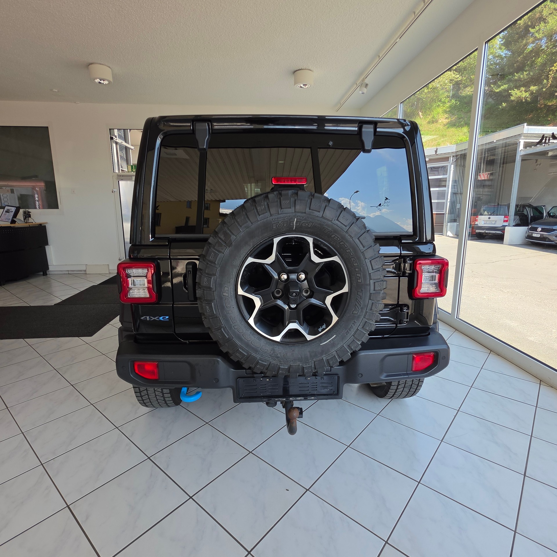 JEEP Wrangler 2.0 PHEV Unlimited Rubicon DT Automatic-image-4