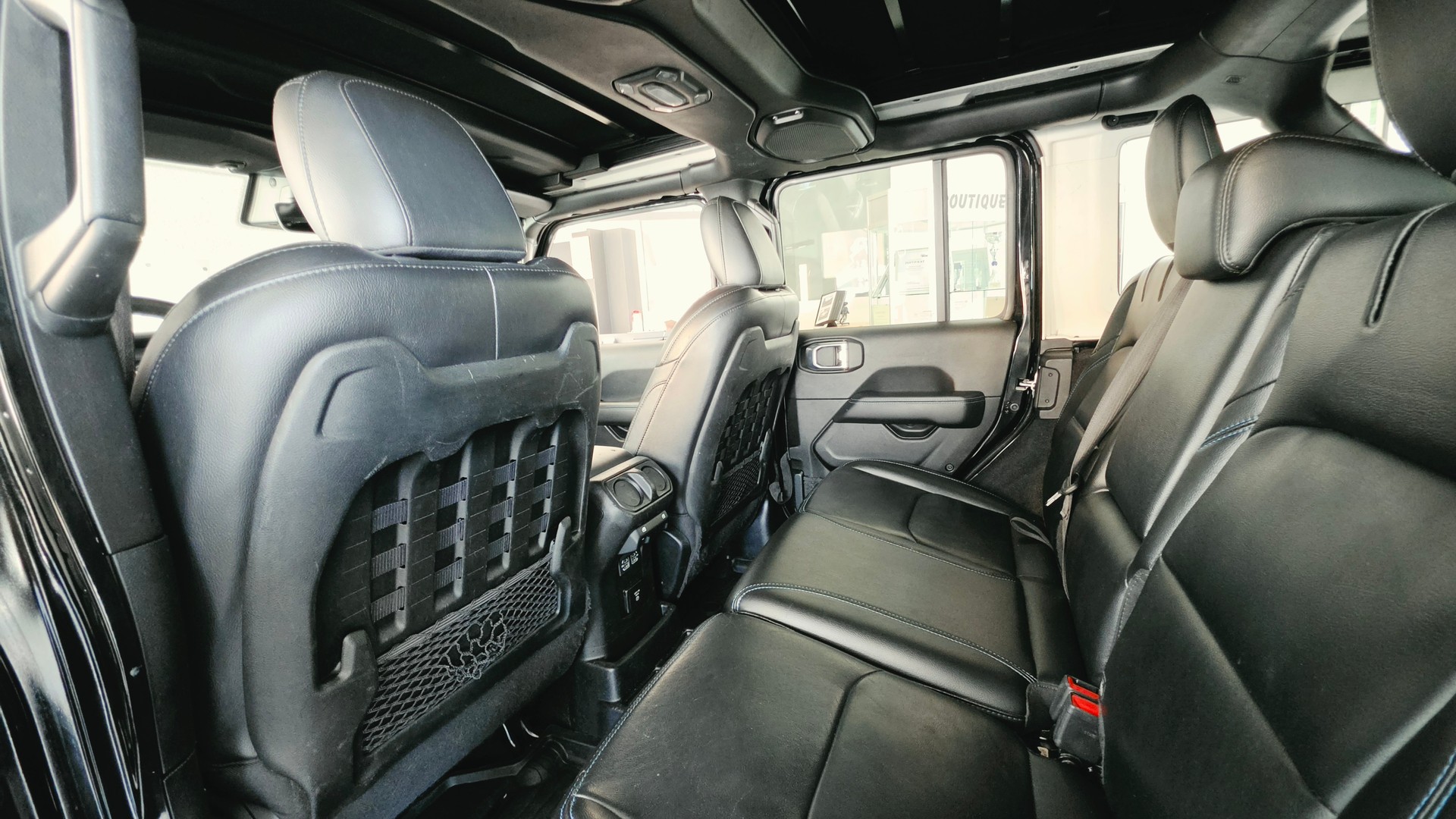 JEEP Wrangler 2.0 PHEV Unlimited Rubicon DT Automatic-image-9