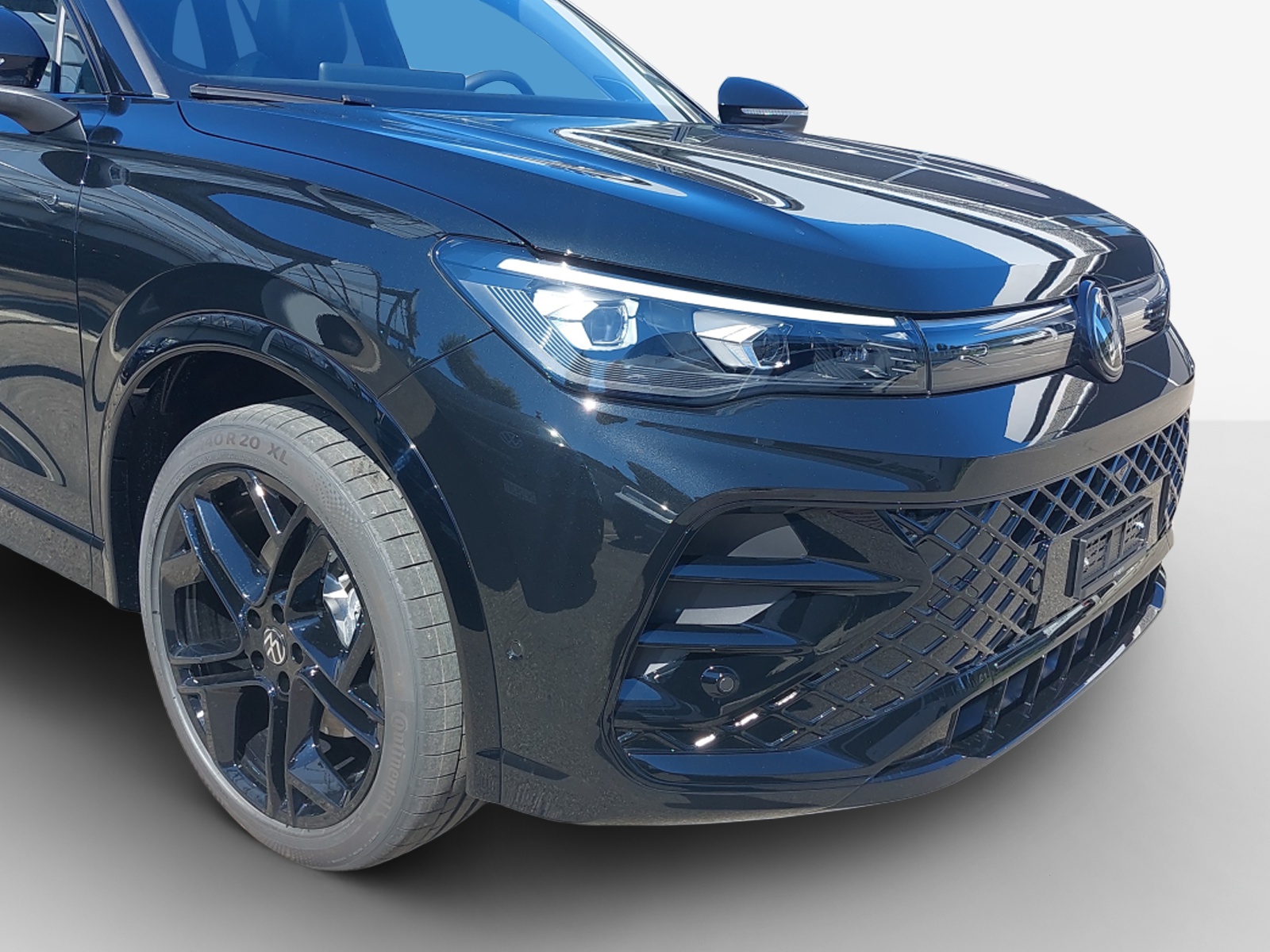 VW Tiguan 2.0 TSI DSG R-Line Plus 4Motion-image-14