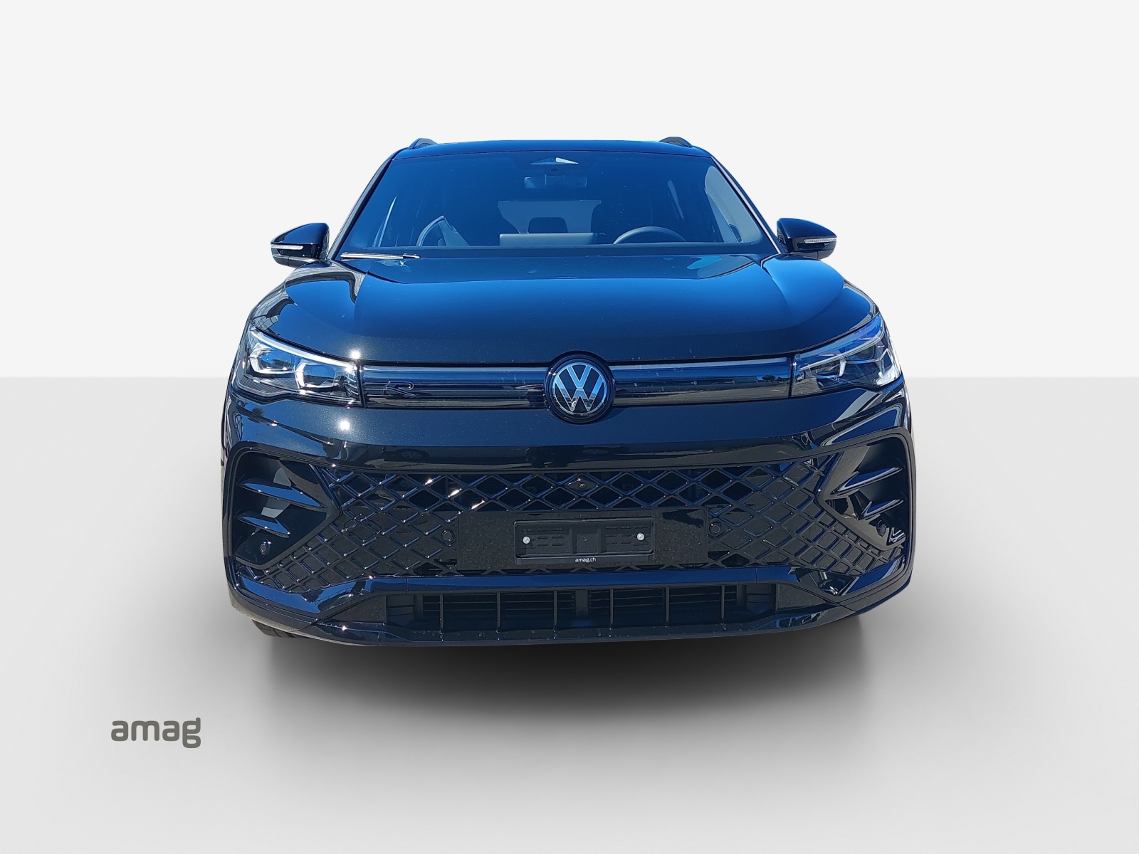 VW Tiguan 2.0 TSI DSG R-Line Plus 4Motion-image-6