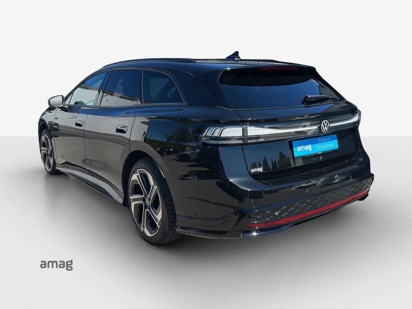 VW ID.7 Tourer GTX 86 kWh GTX 4 Motion-image-2