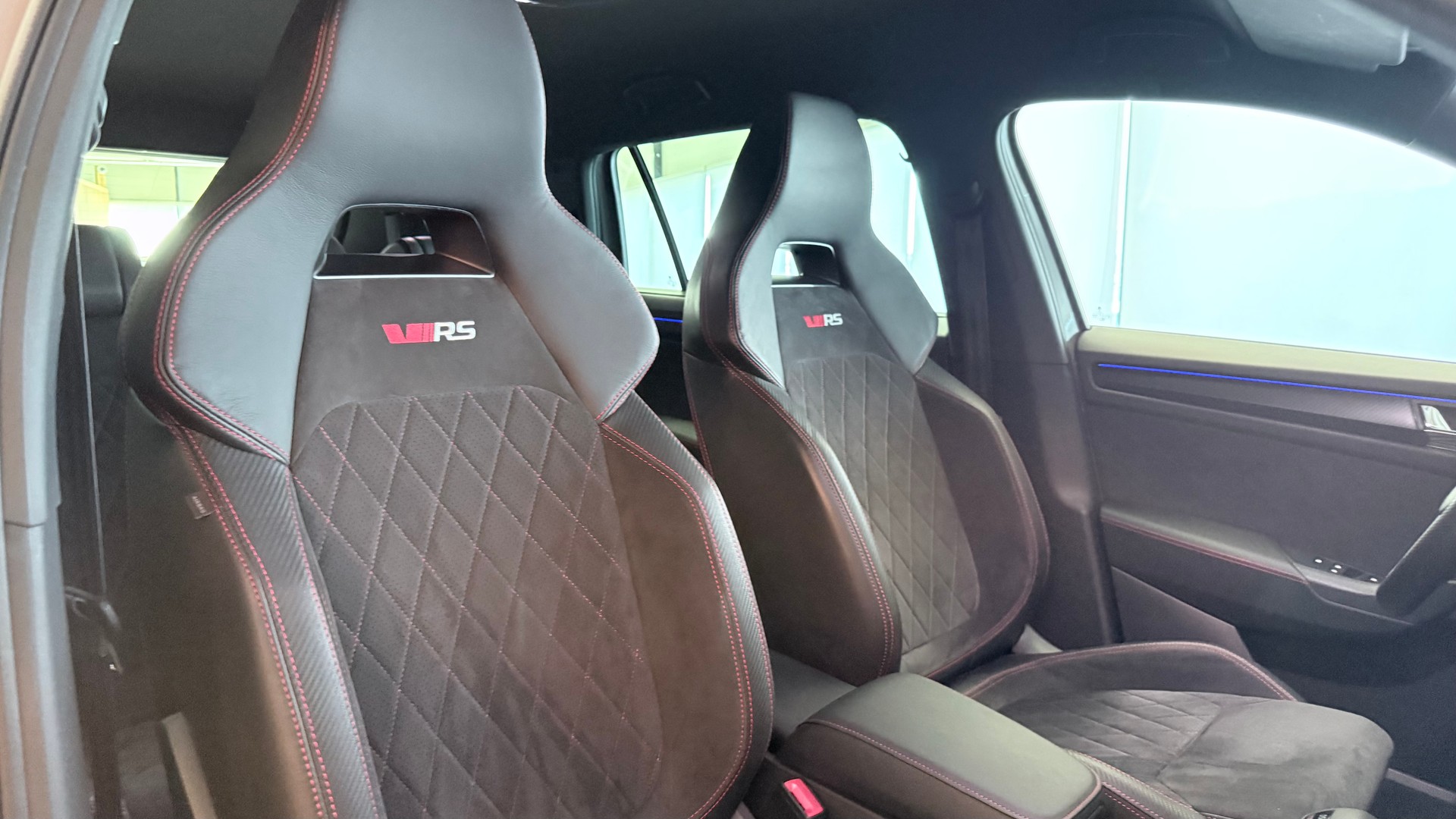 SKODA Kodiaq 2.0 Bi-TDI 240 RS DSG-image-24