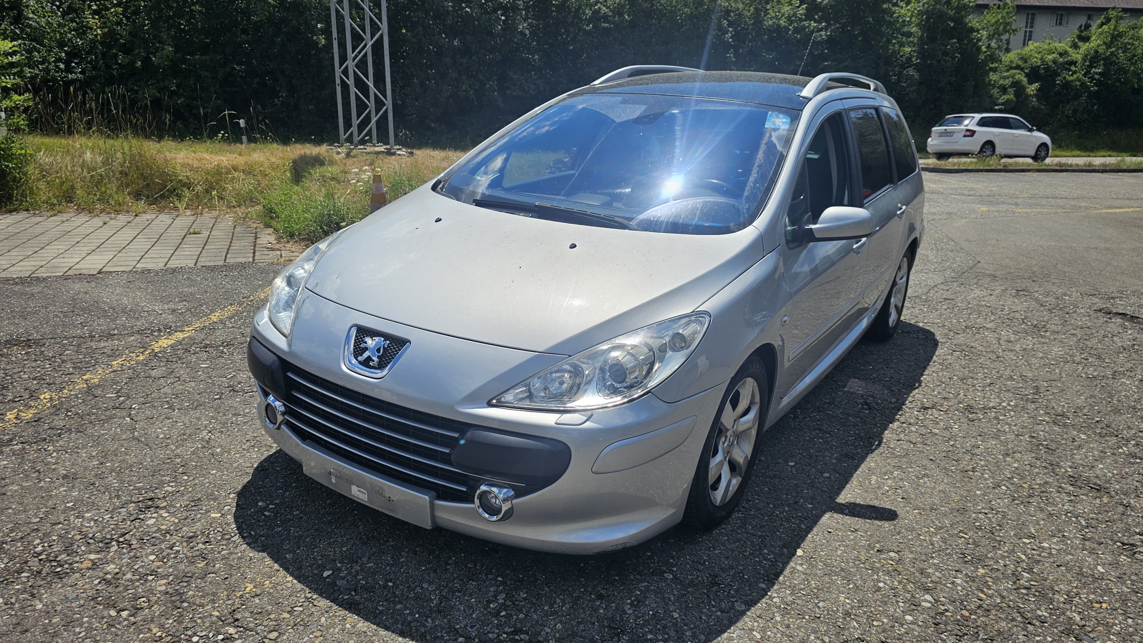 Car photo