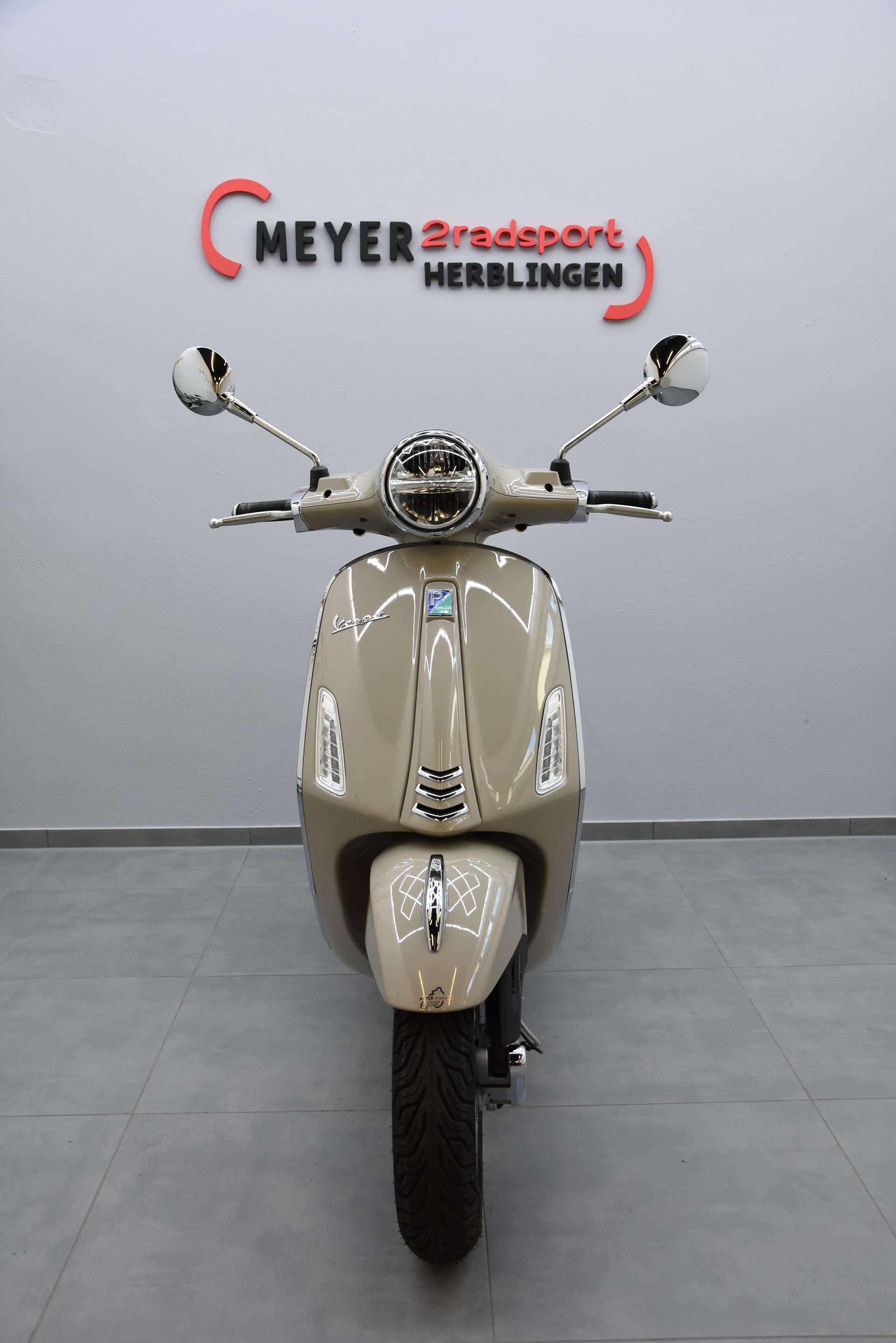 PIAGGIO Primavera 125 ABS MY26 E5+-showroom-element-2